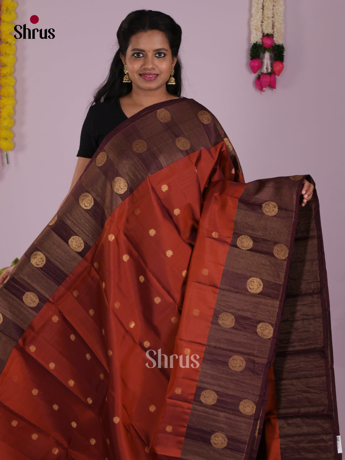 DIS16642 - Kanchipuram-halfpure Saree - Shop on Shrus.com