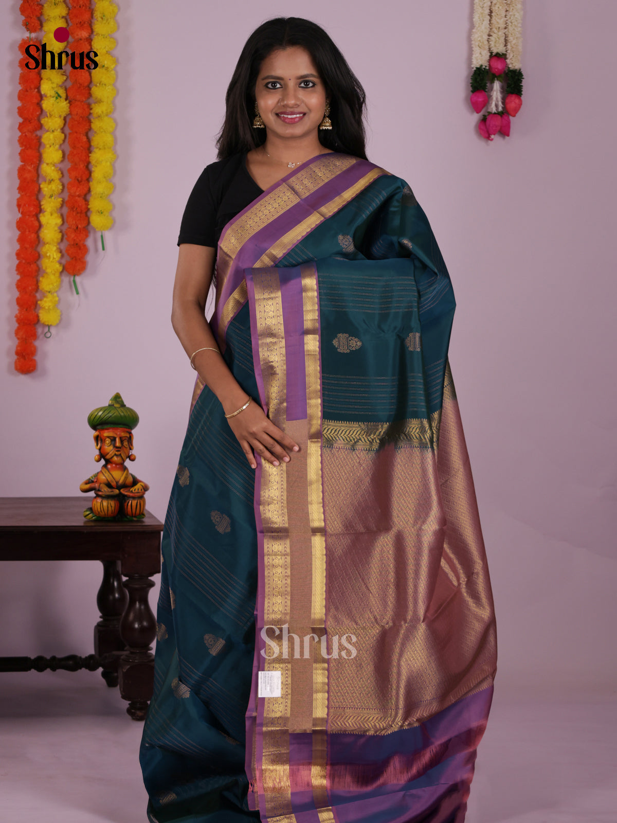 DIS16705 - Kanchipuram-halfpure Saree - Shop on Shrus.com