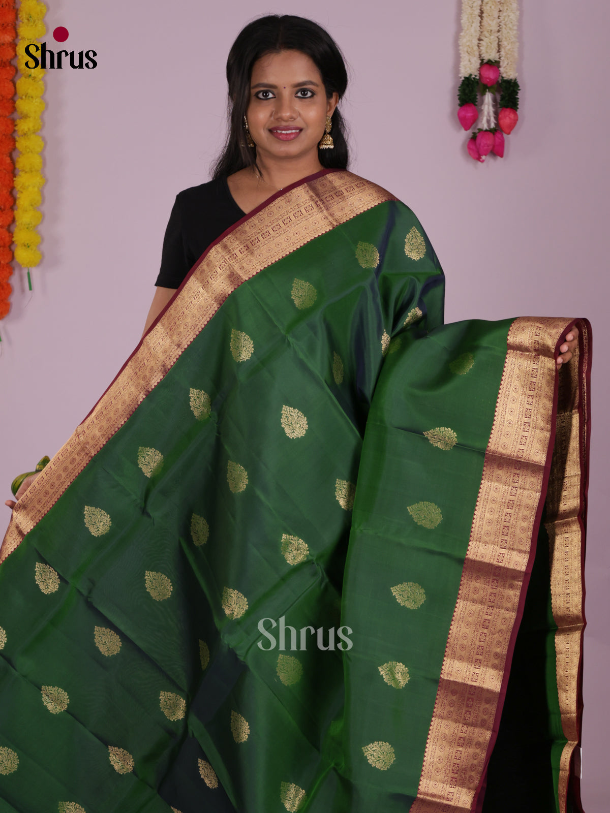 DIS16708 - Kanchipuram-halfpure Saree - Shop on Shrus.com