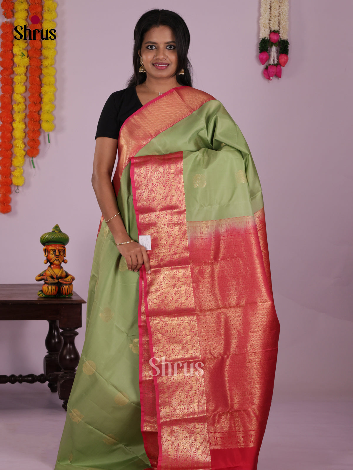 DIS16715 - Kanchipuram-halfpure Saree - Shop on Shrus.com