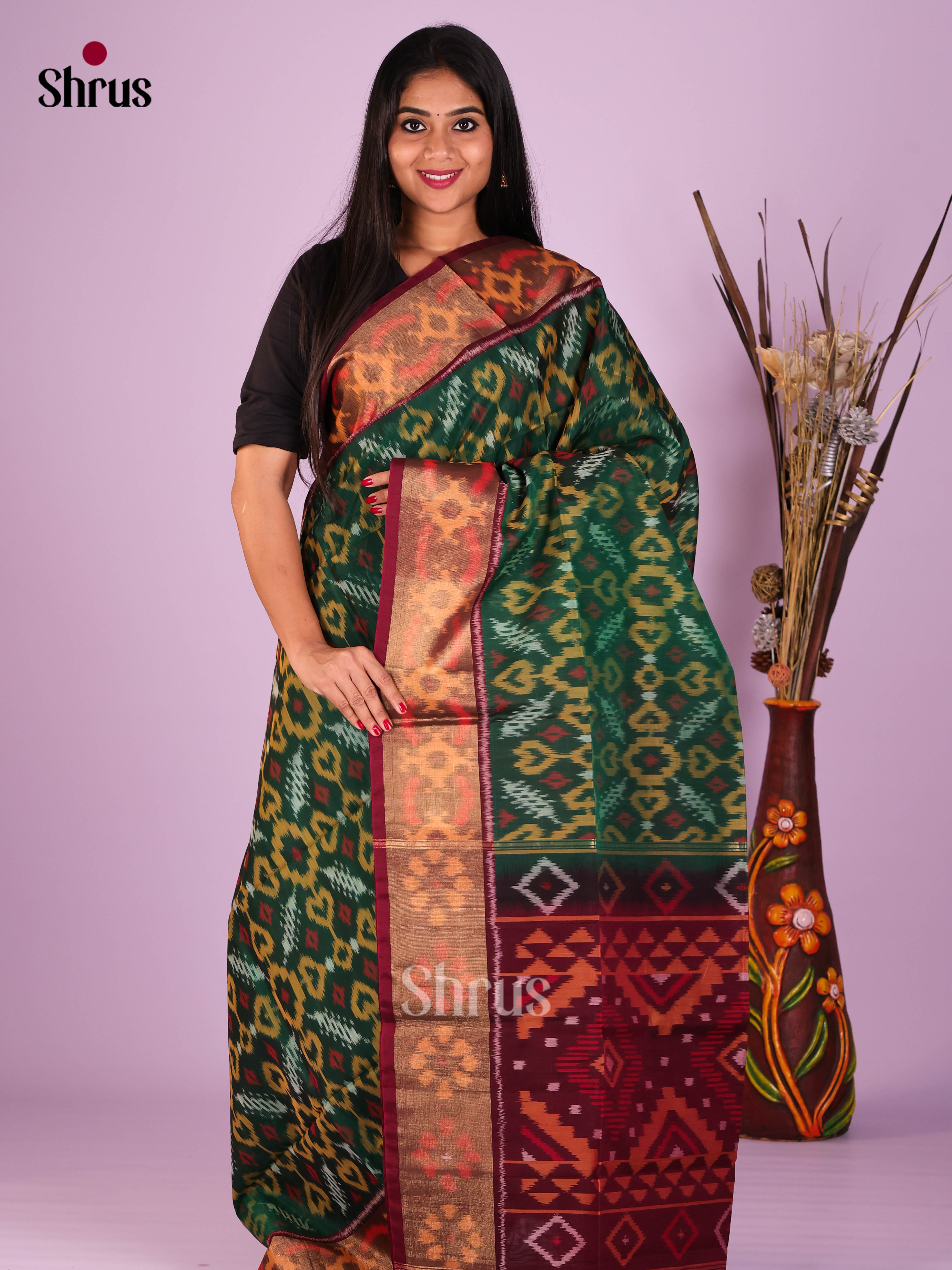 Green & Maroon- Pochampally sico Saree