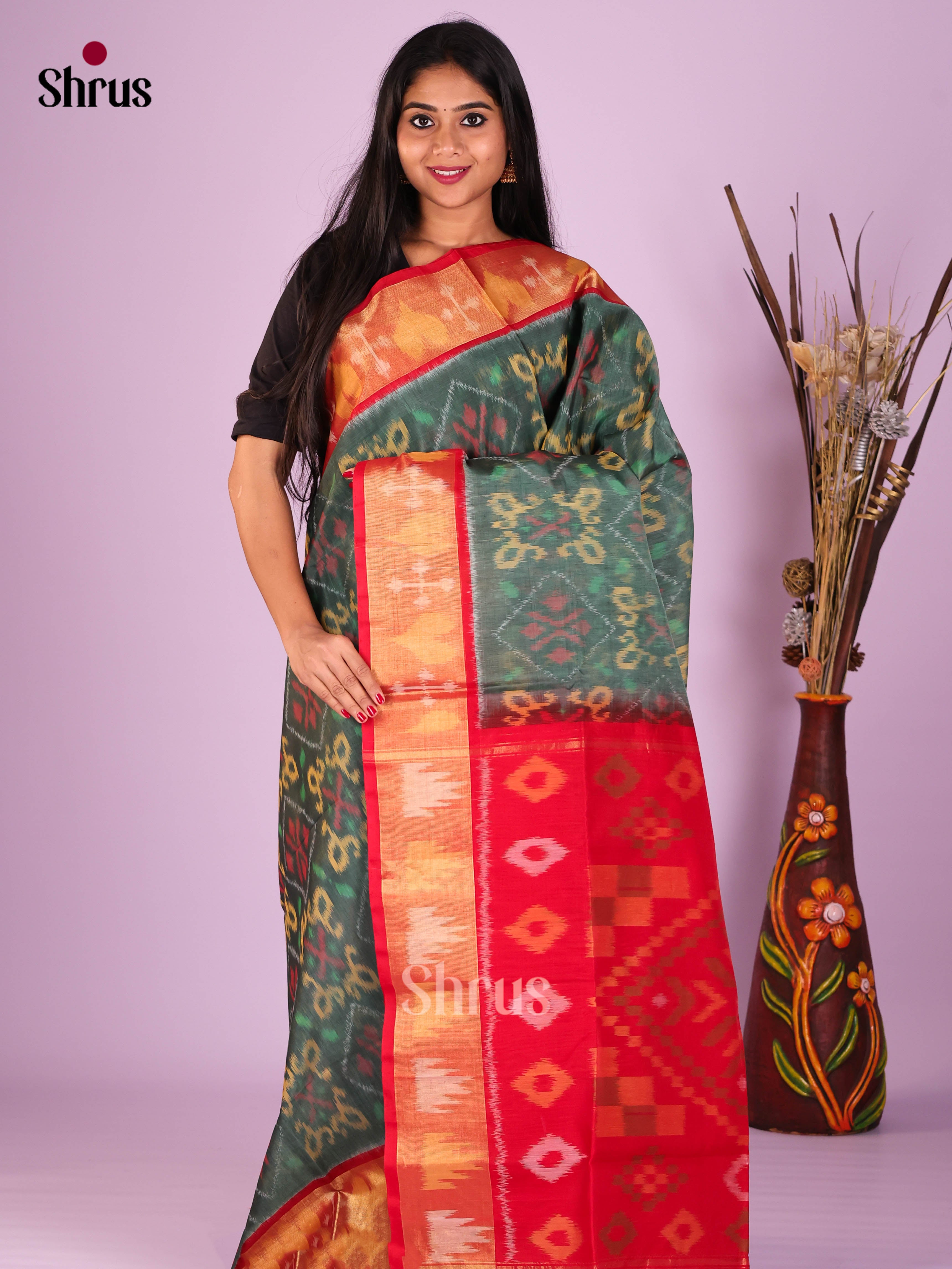 Green & Red - Pochampally sico Saree