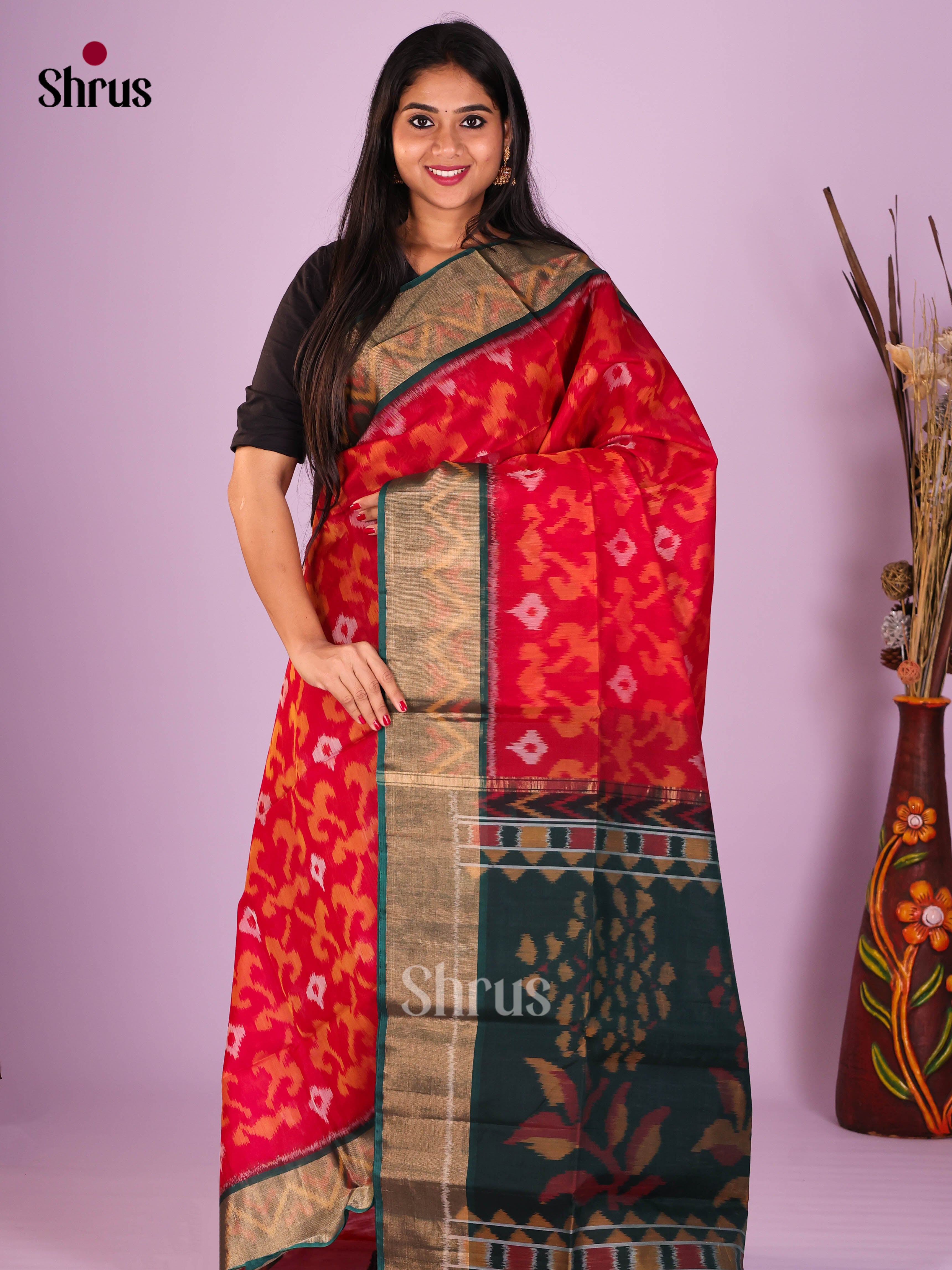 Red & Peacock Green - Pochampally sico Saree - Shop on Shrus.com