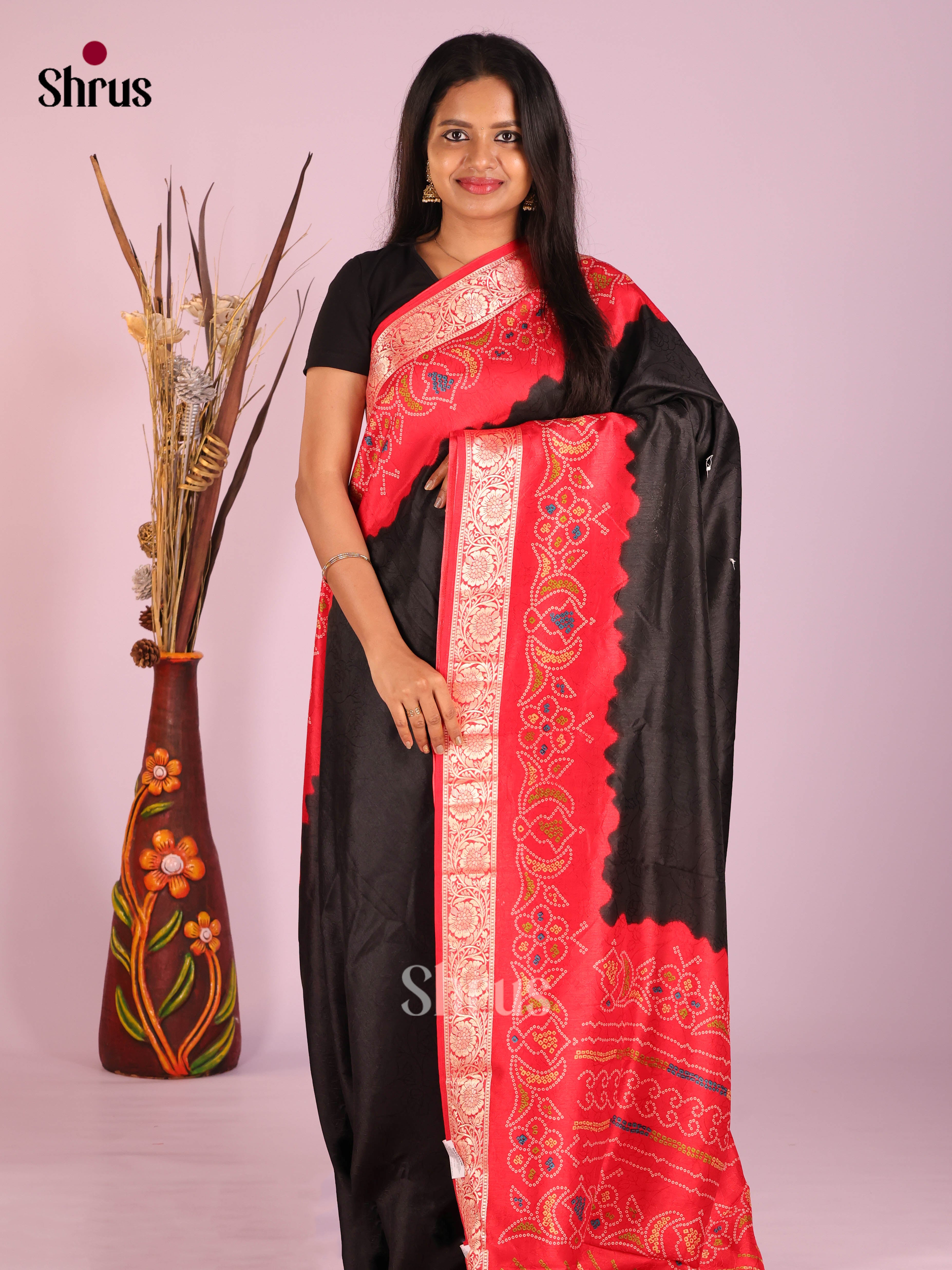 Black & Red - Bandhini Saree