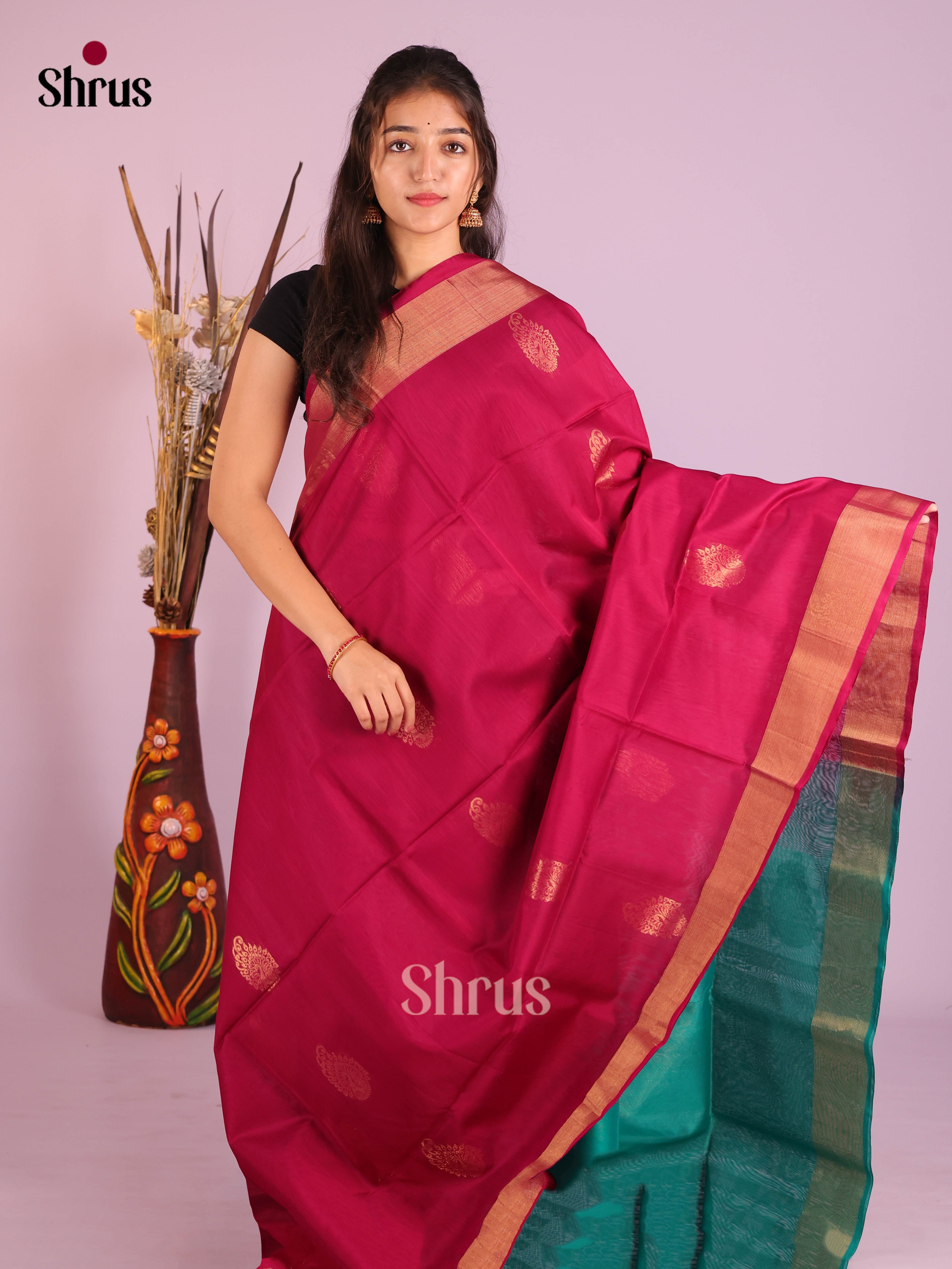DIS16929-Timeless Silk Cotton Saree - Shop on Shrus.com