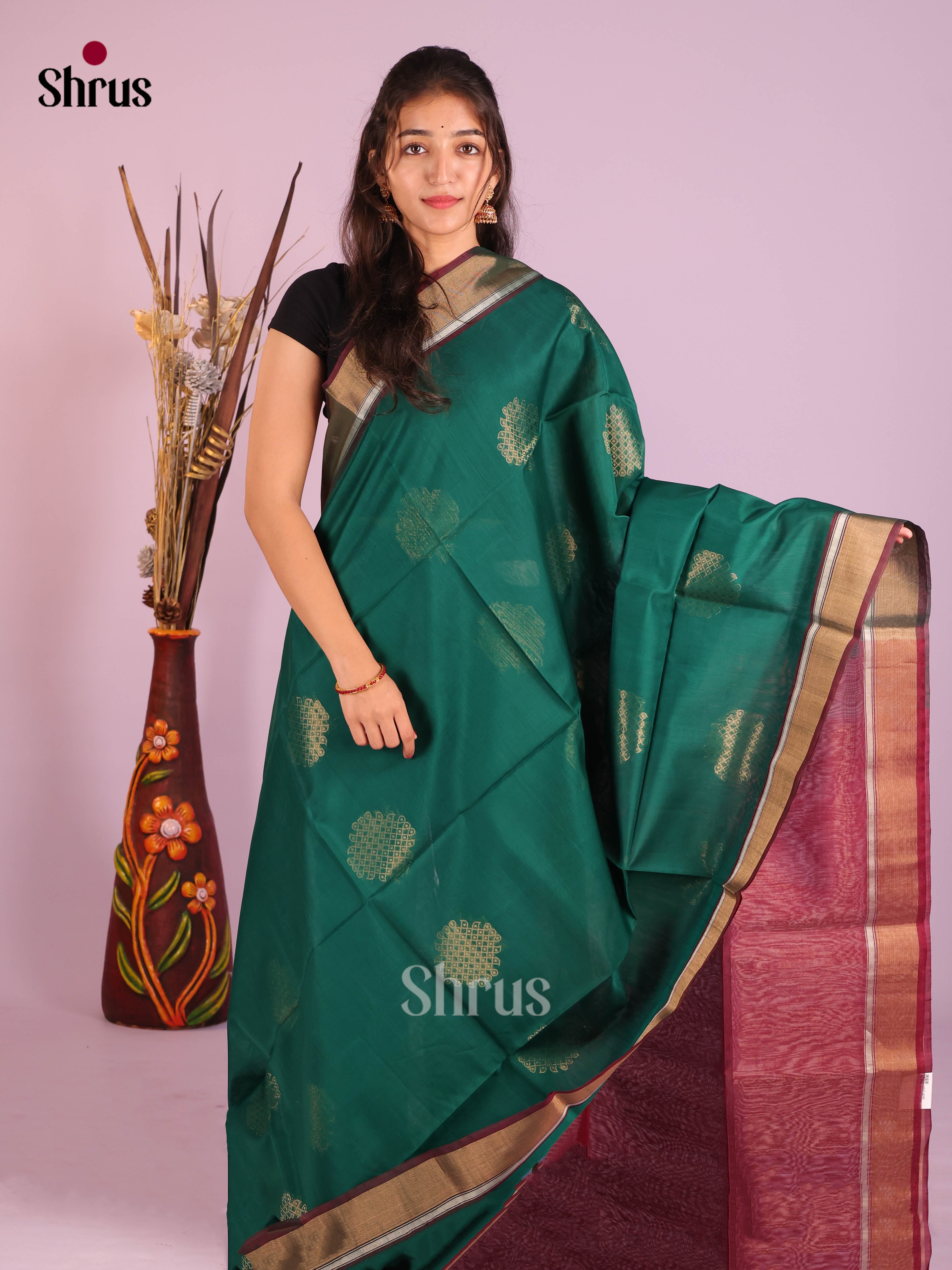 Green & Maroon-Timeless Silk Cotton Saree - Shop on Shrus.com