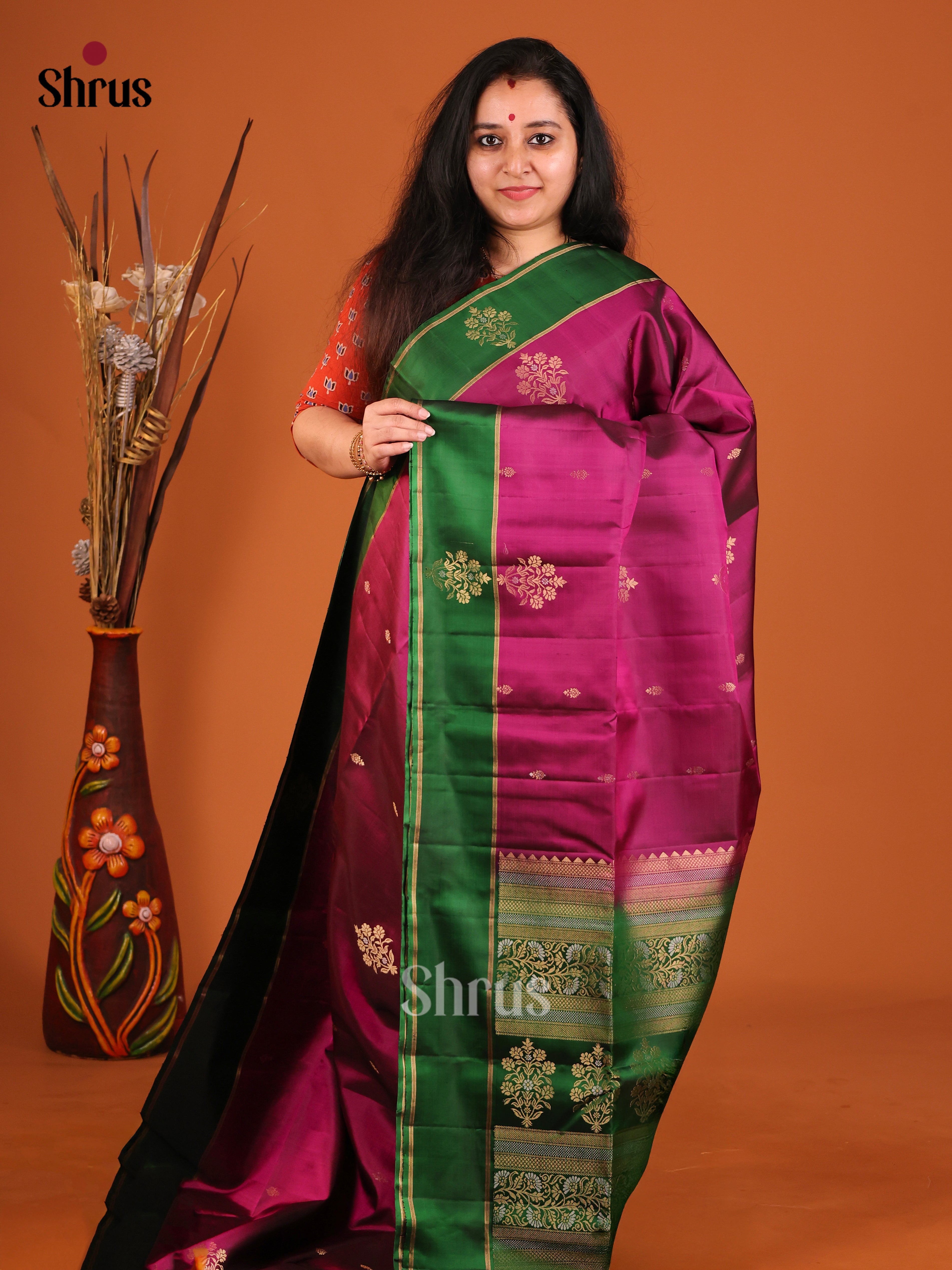 DIS16939 - Soft Silk (HR) Saree - Shop on Shrus.com