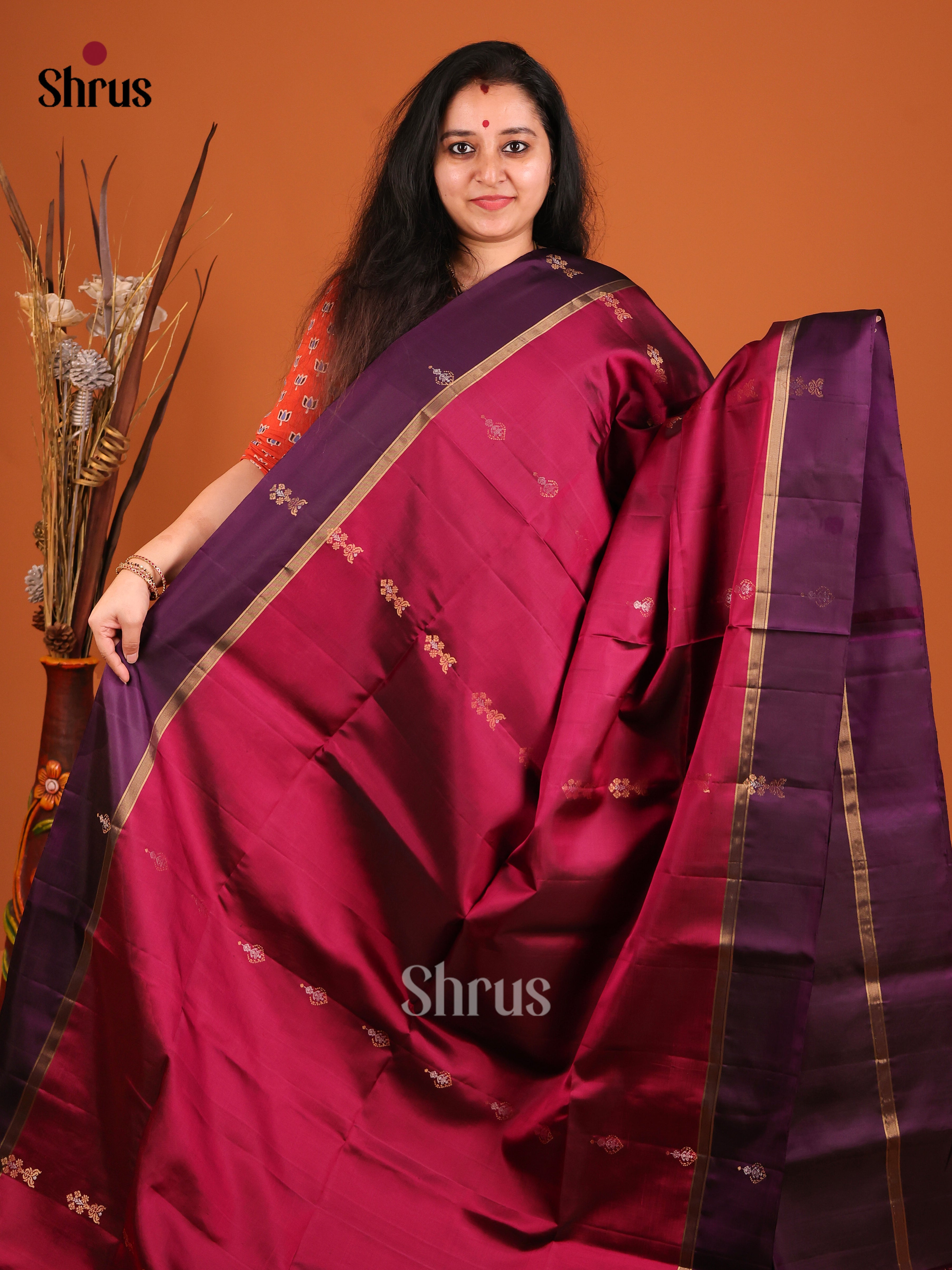 DIS16940 - Soft Silk (HR) Saree - Shop on Shrus.com