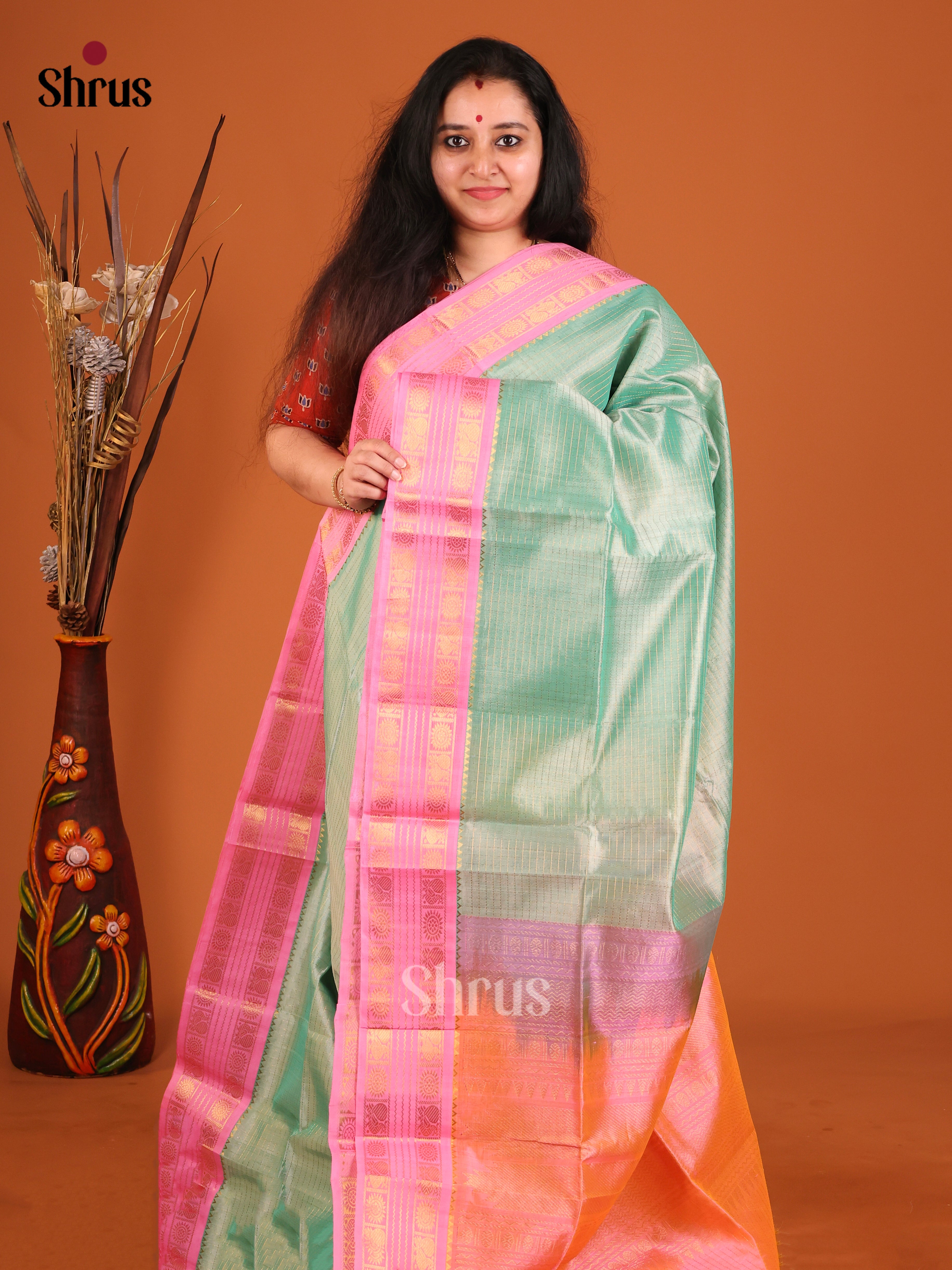 DIS17195 - Korvai-kattams Saree - Shop on Shrus.com