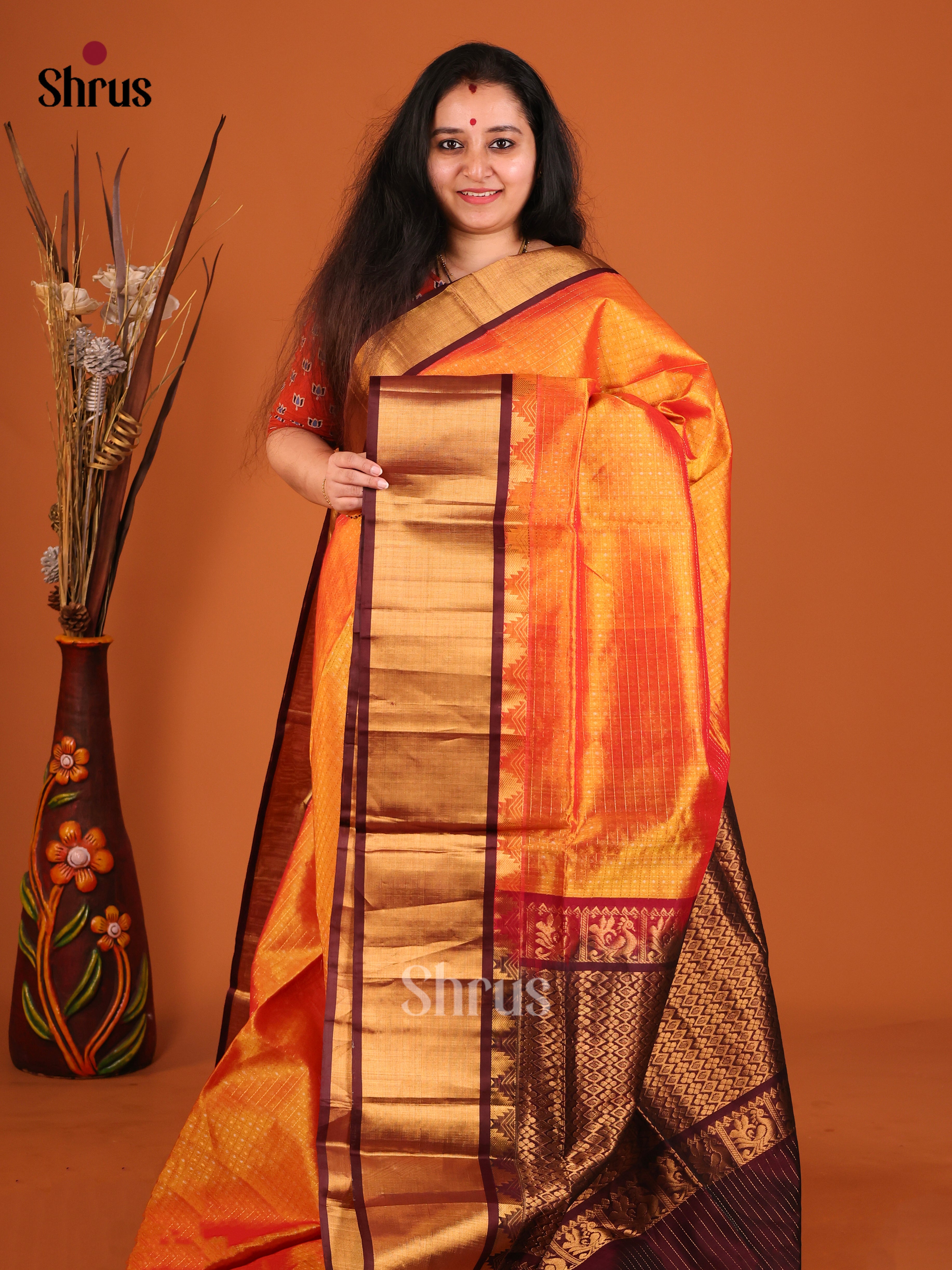 DIS17221 - Korvai-kattams Saree - Shop on Shrus.com