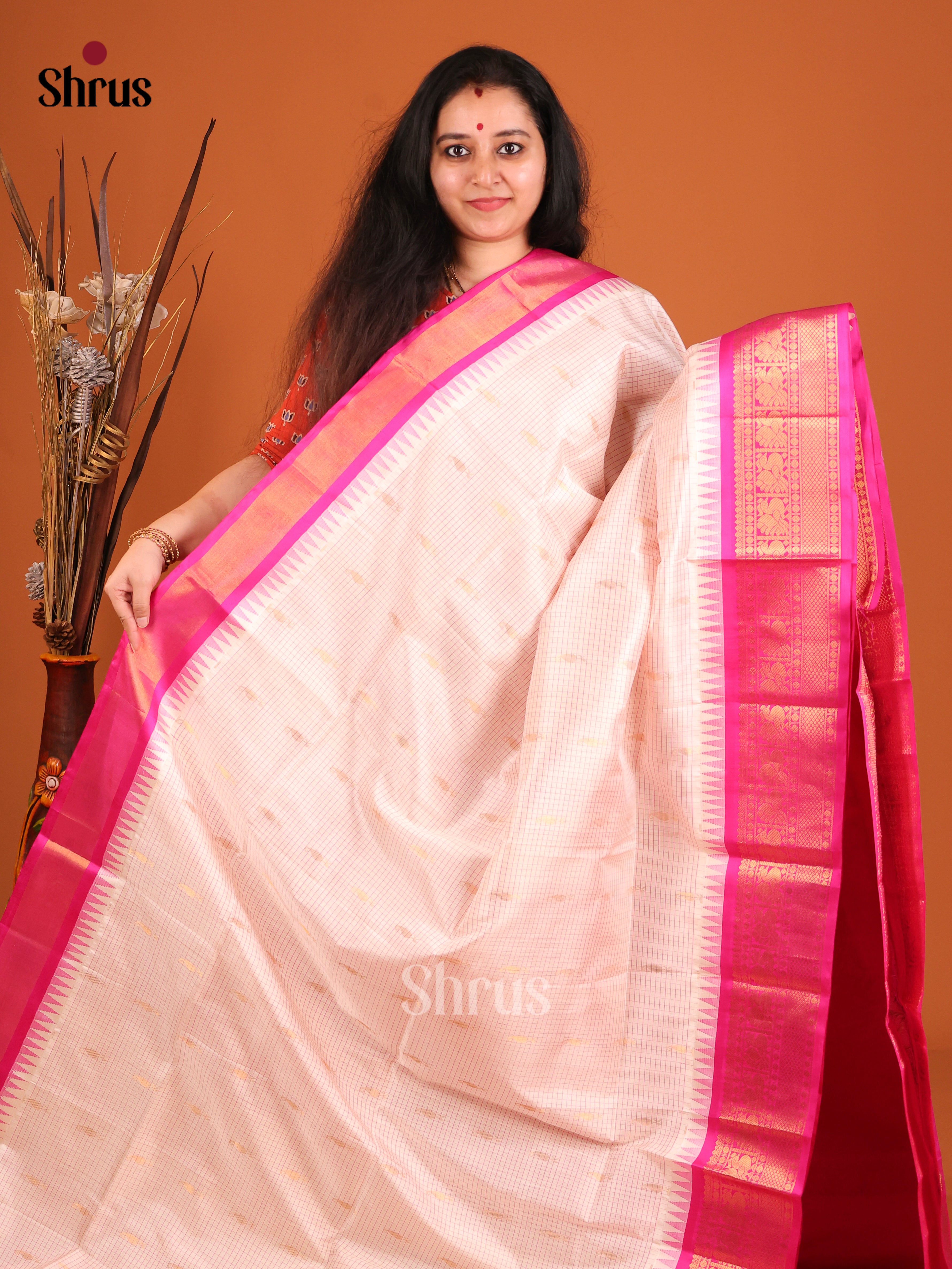 DIS17231 - Soft Silk Saree - Shop on Shrus.com