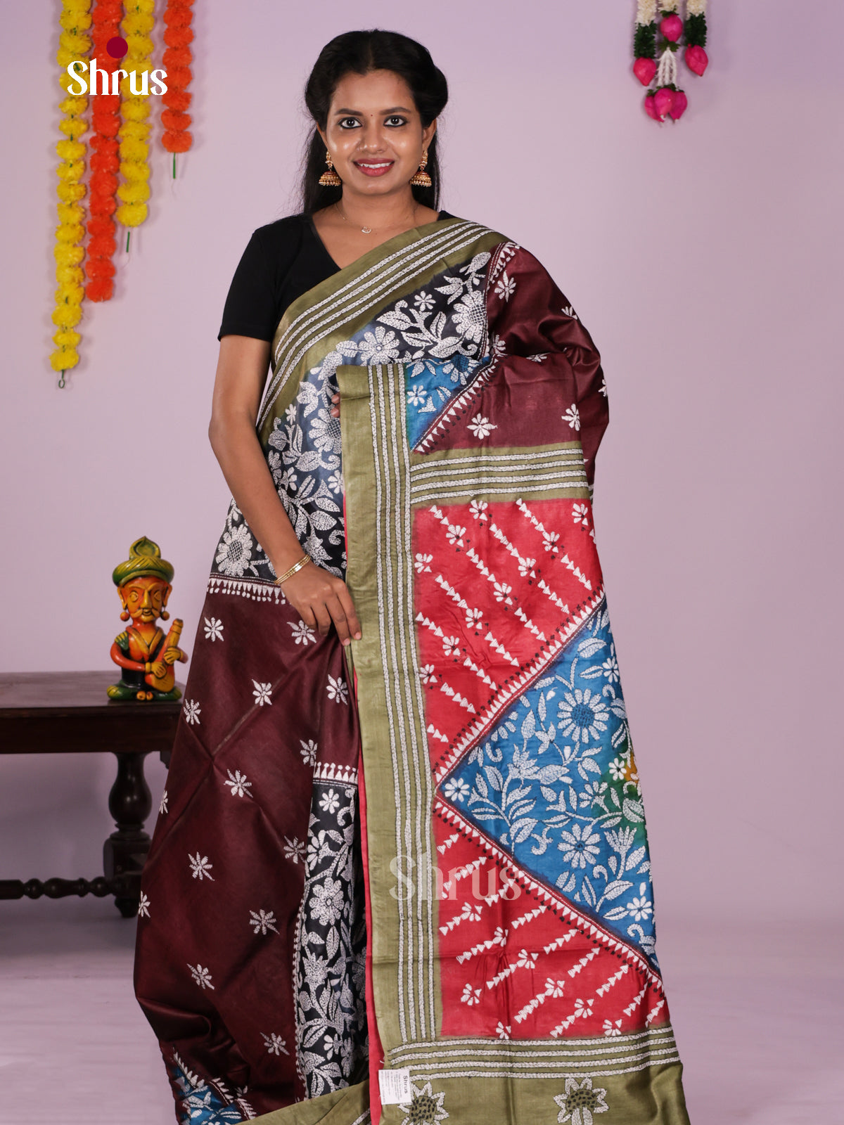 DIS17697 - Tussar Saree