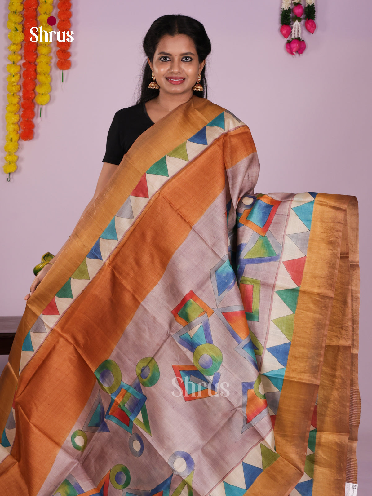 DIS17747 - Tussar Saree - Shop on Shrus.com