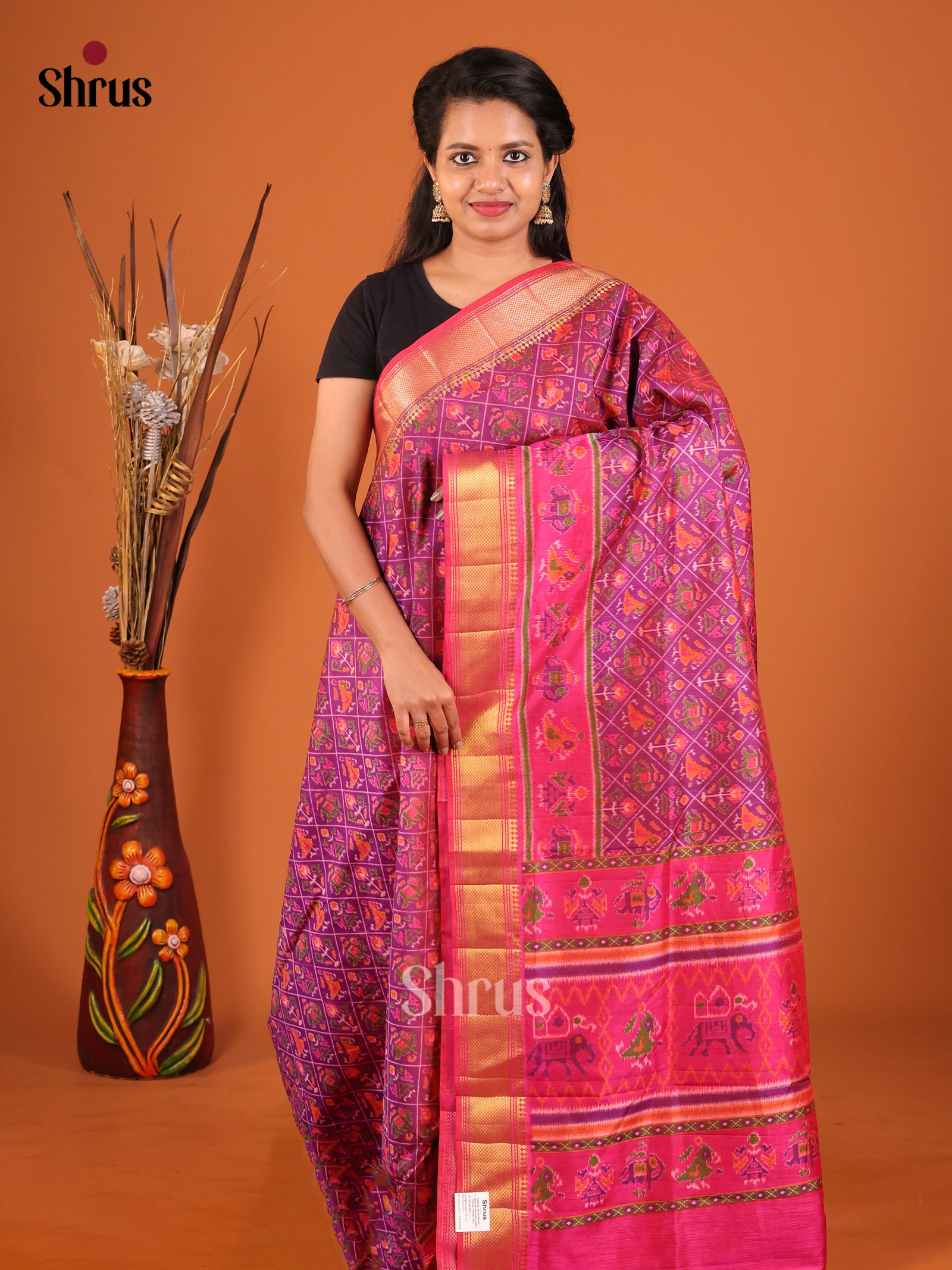 DIS18016 - Semi Patola Saree
