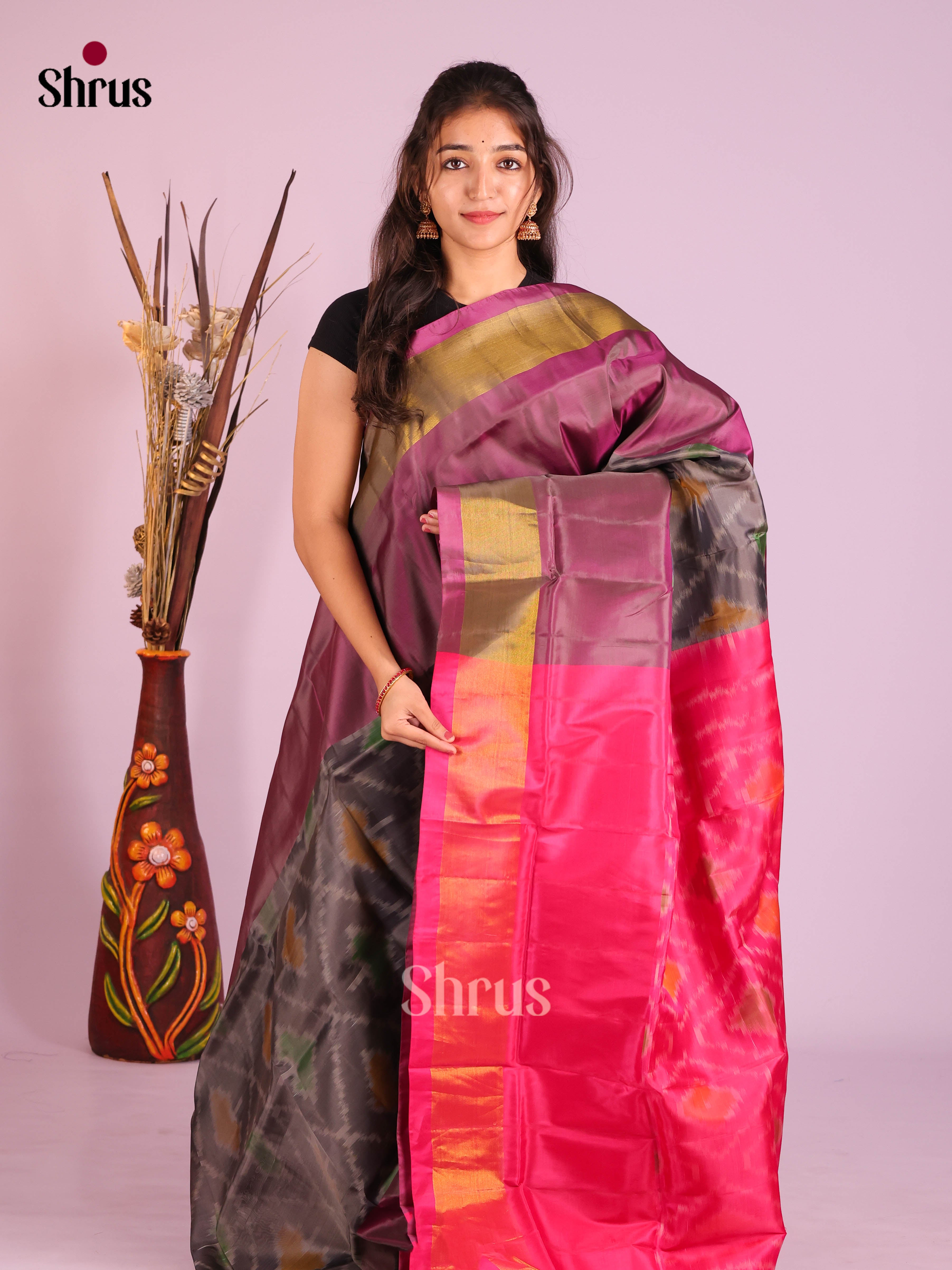 Grey & Pink- Semi uppada Saree