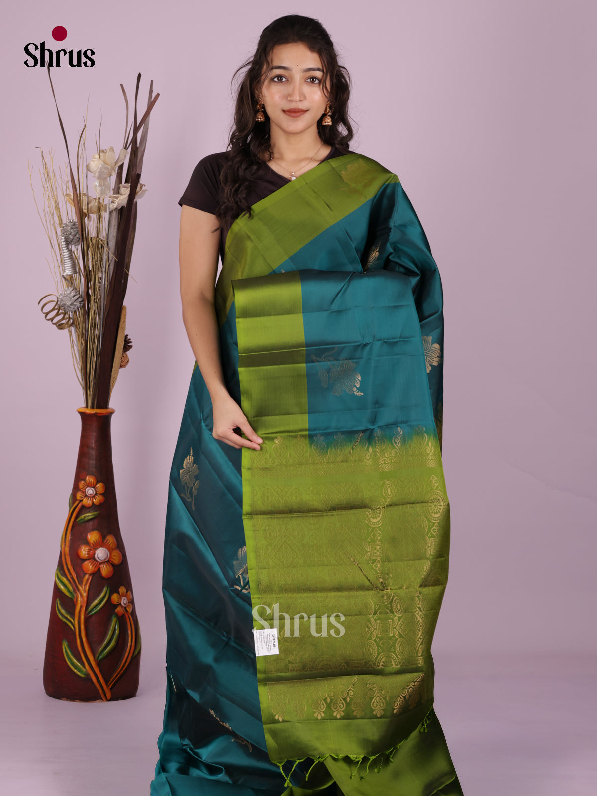 DIS19291 - Softsilk-halfpure Saree - Shop on Shrus.com