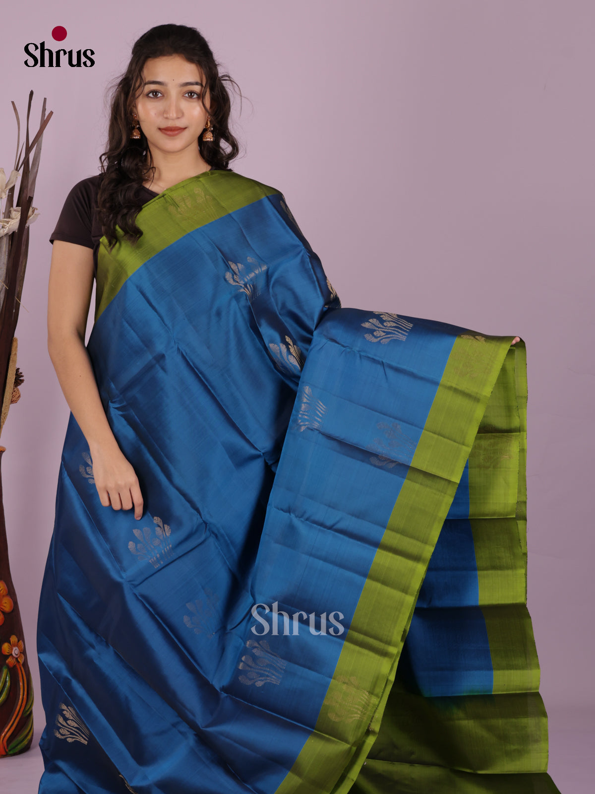 DIS19304 - Softsilk-halfpure Saree - Shop on Shrus.com