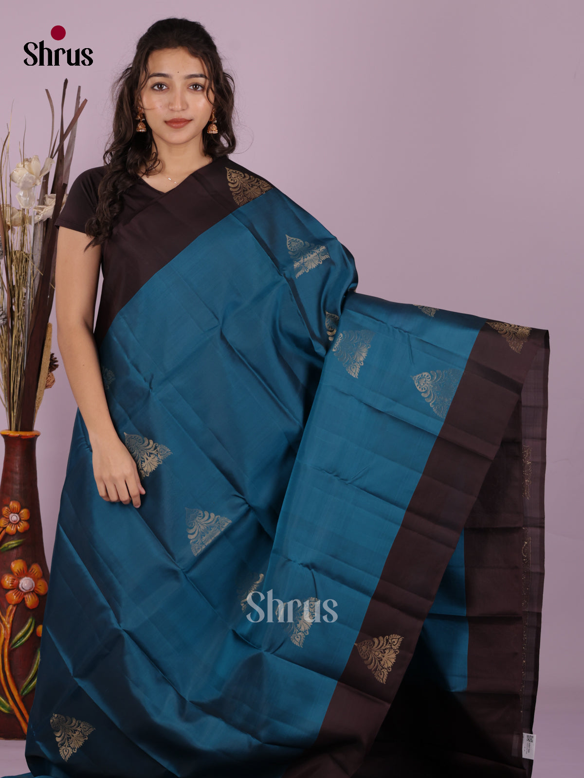 DIS19321 - Softsilk-halfpure Saree - Shop on Shrus.com