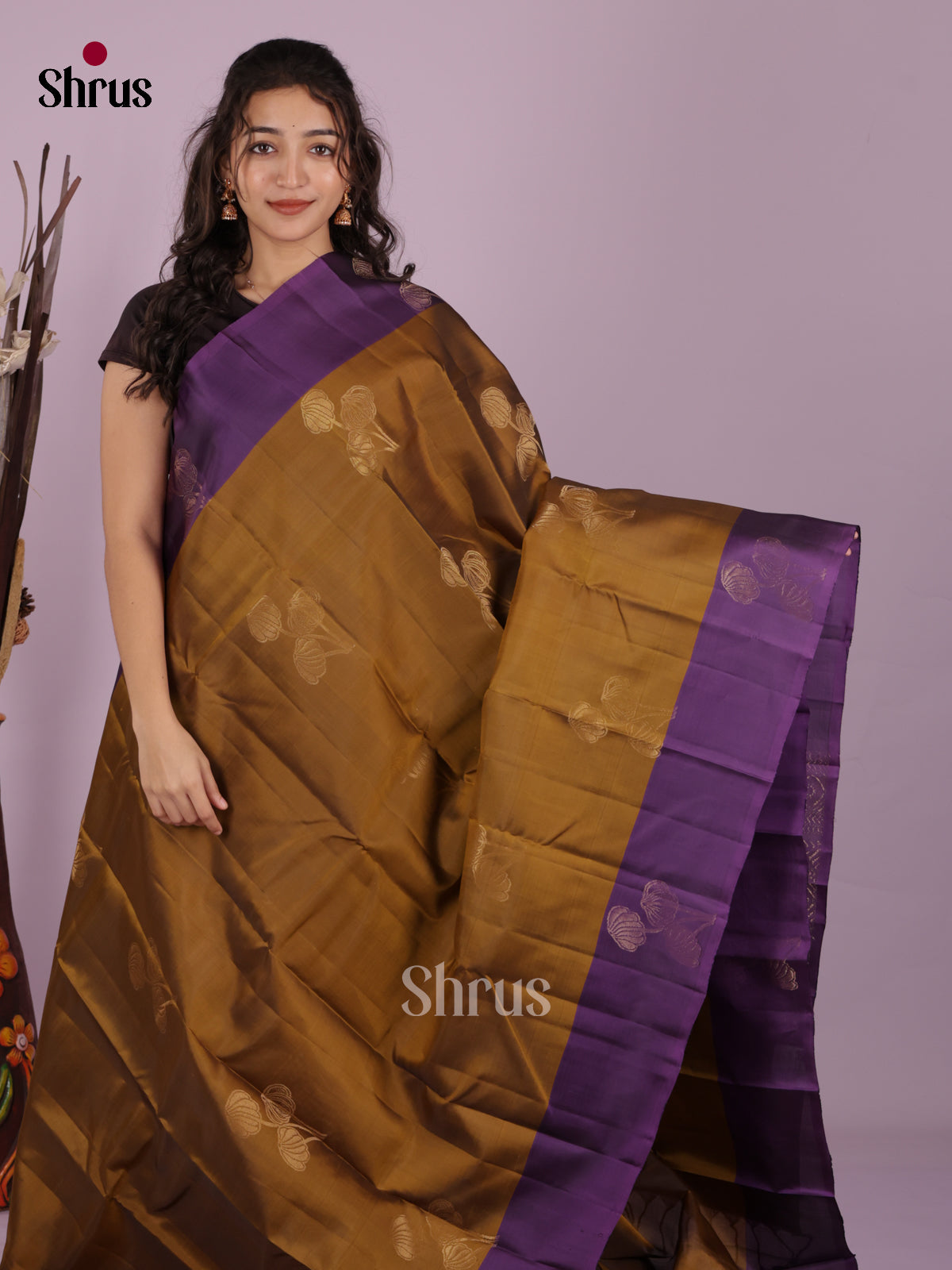 DIS19325 - Softsilk-halfpure Saree - Shop on Shrus.com
