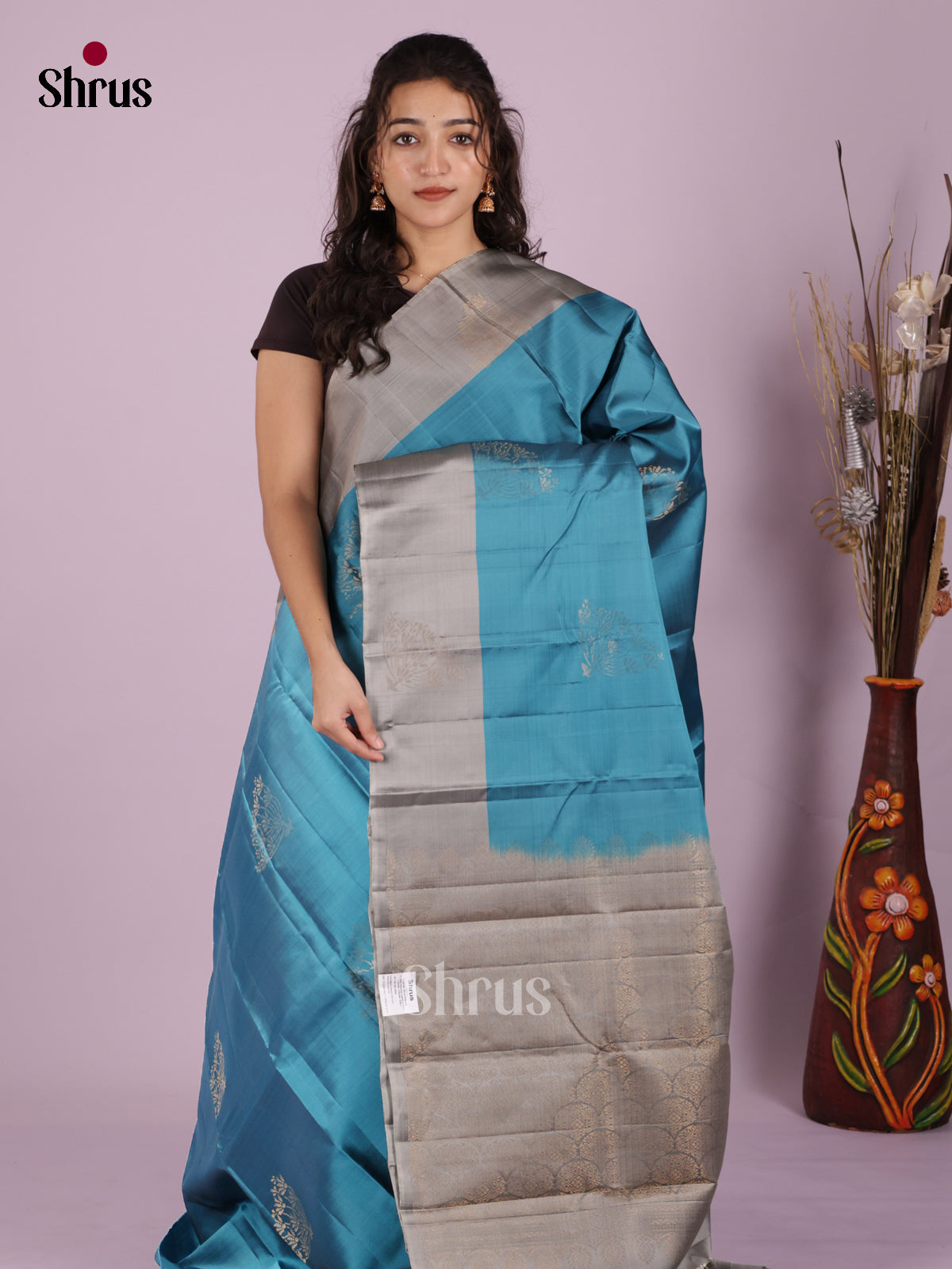 DIS19371 - Softsilk-halfpure Saree - Shop on Shrus.com