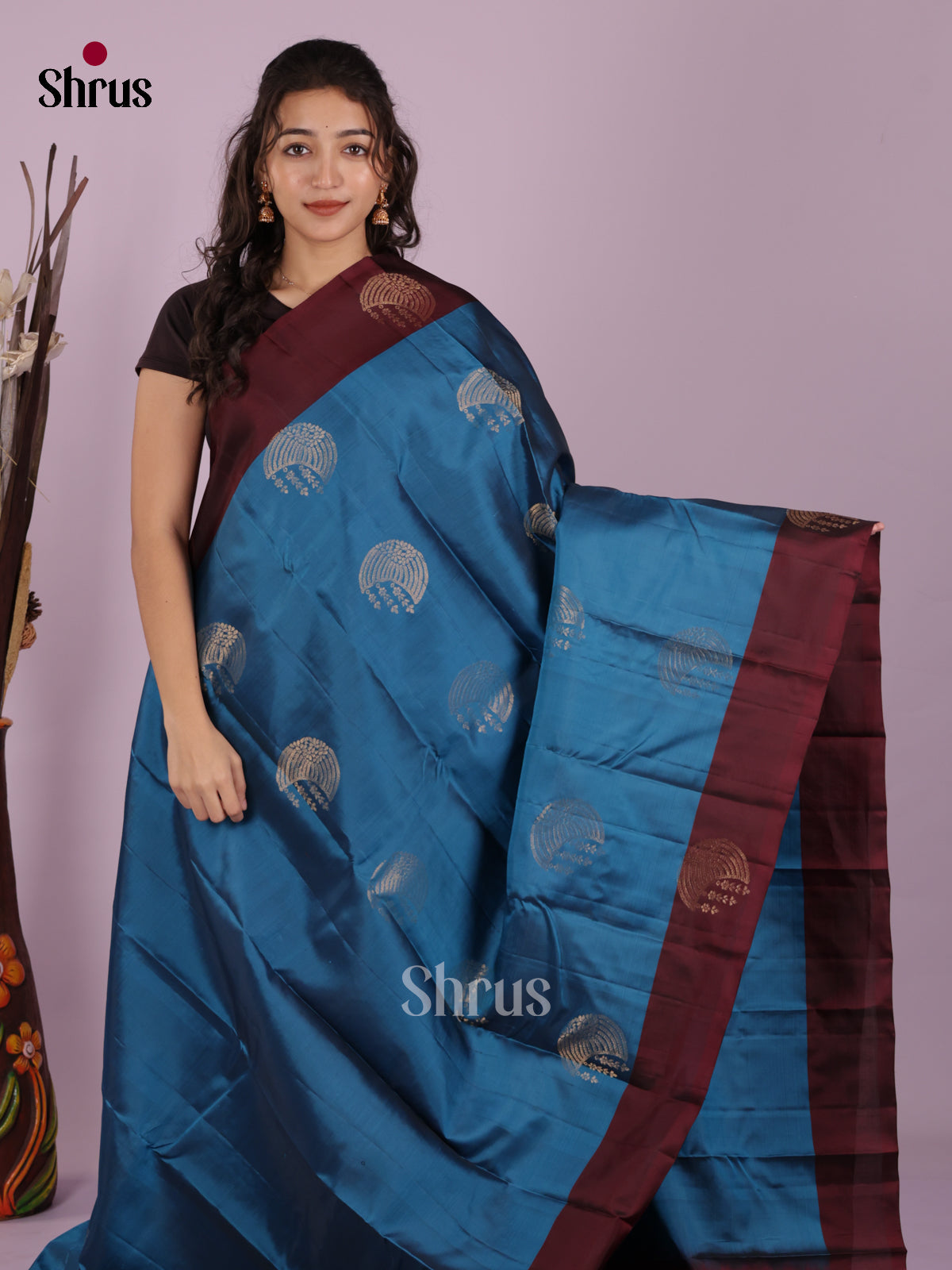 DIS19373 - Softsilk-halfpure Saree - Shop on Shrus.com