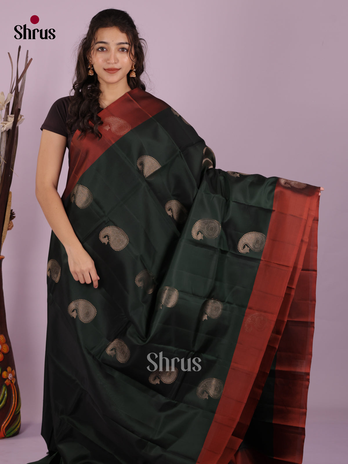 DIS19403 - Softsilk-halfpure Saree - Shop on Shrus.com