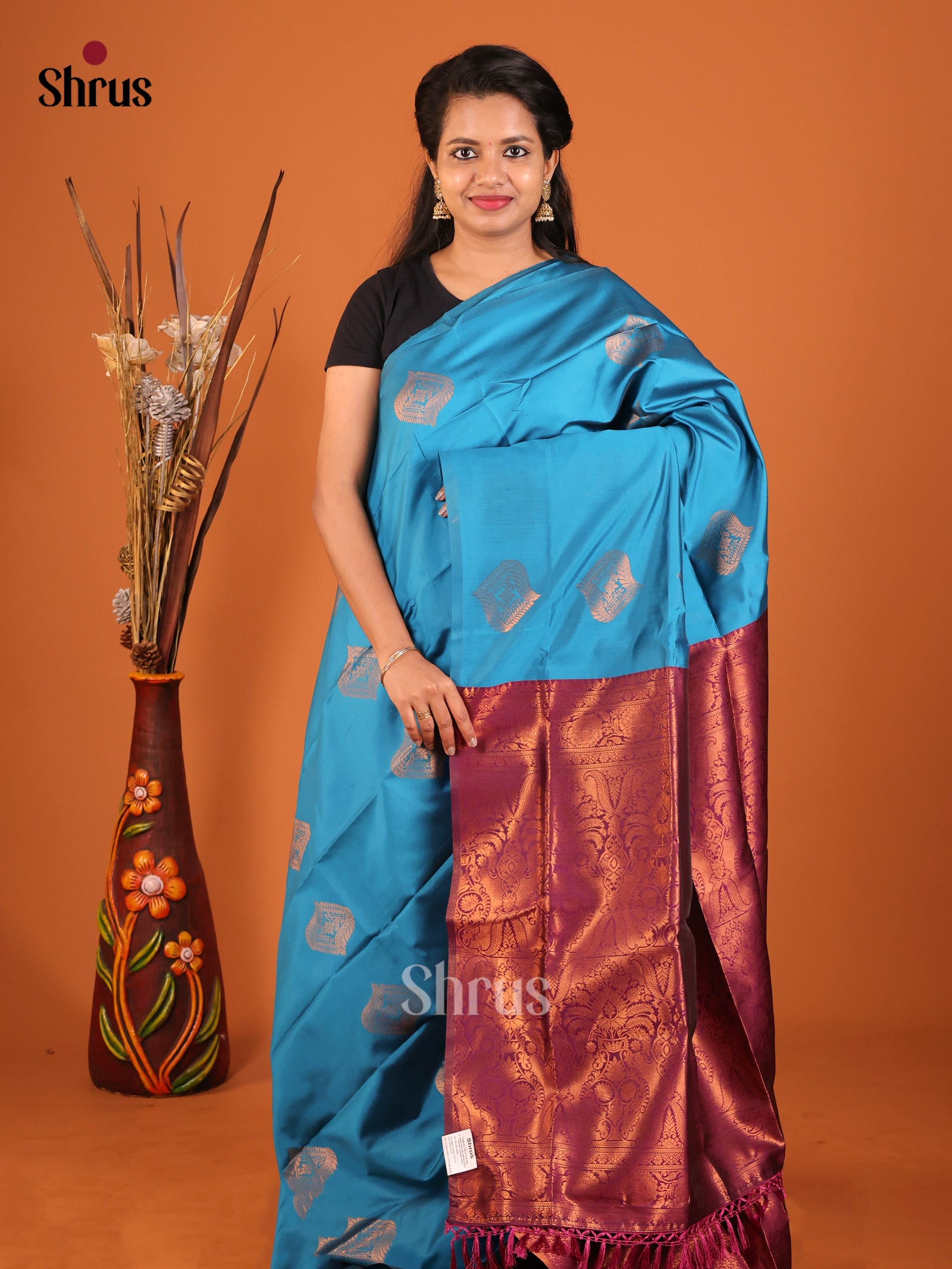 DIS19733 - Semi Softsilk Saree - Shop on Shrus.com