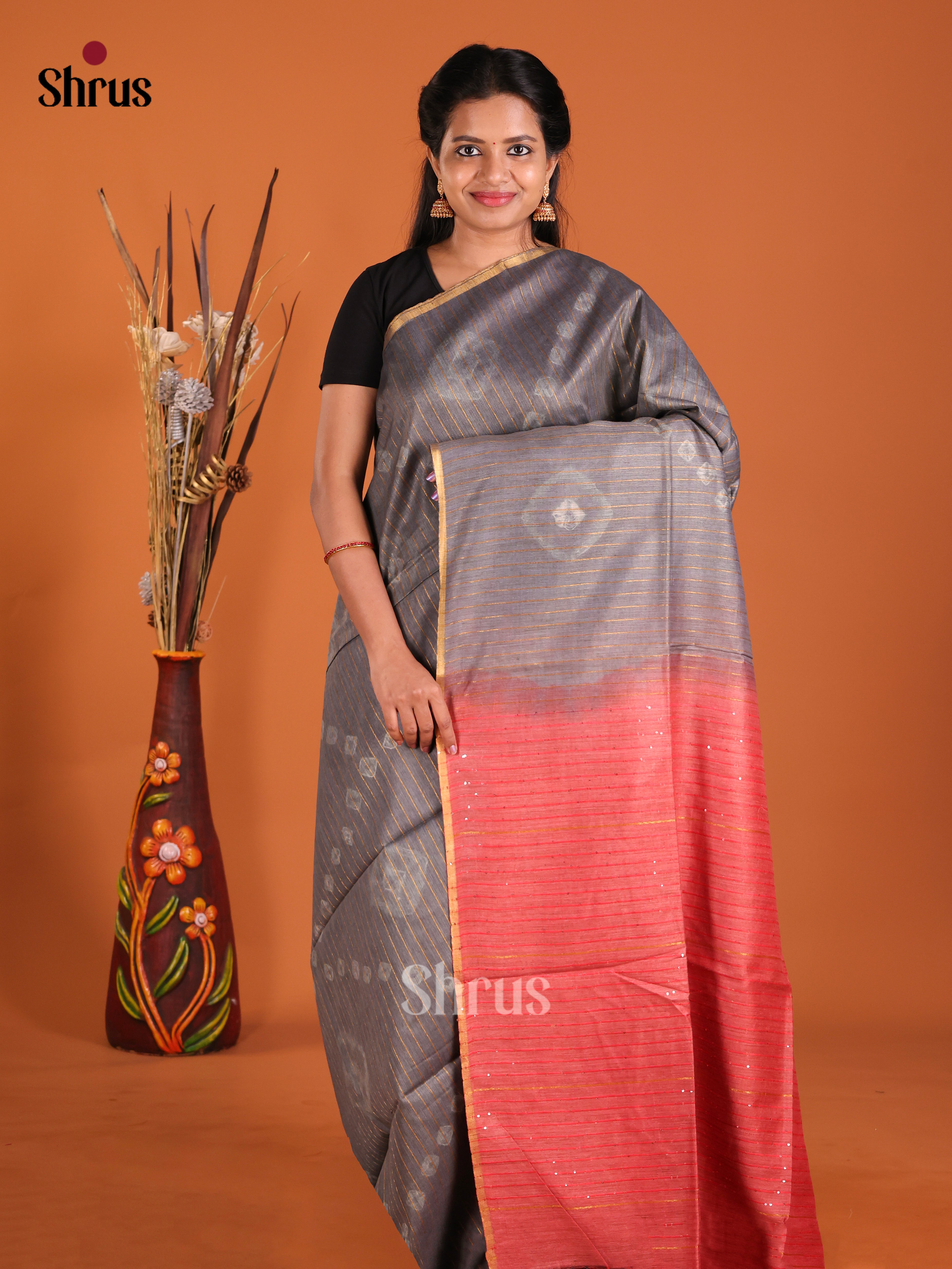 DIS20372 - Shibori Saree - Shop on Shrus.com
