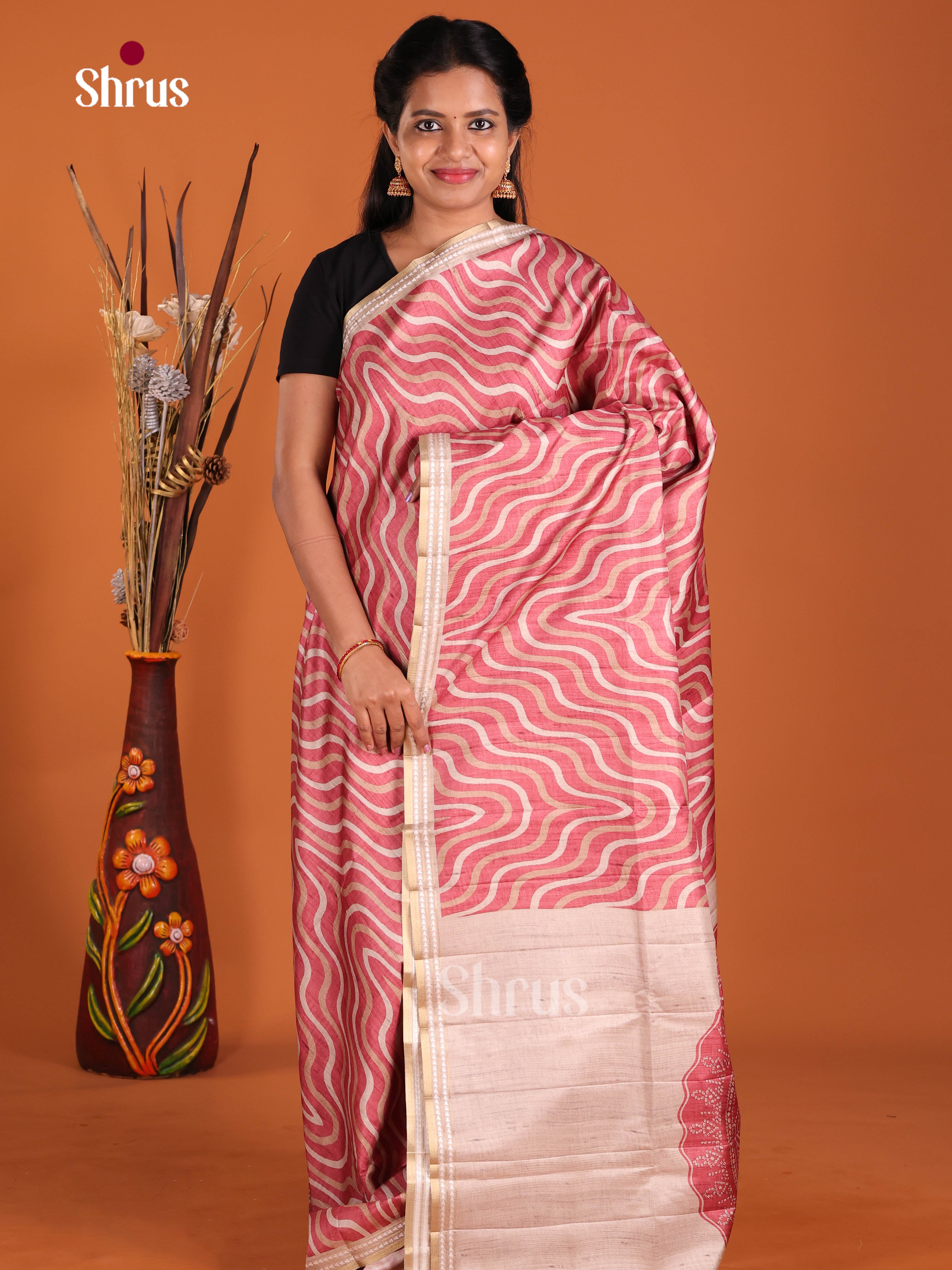 DIS21156 - Semi matka Saree