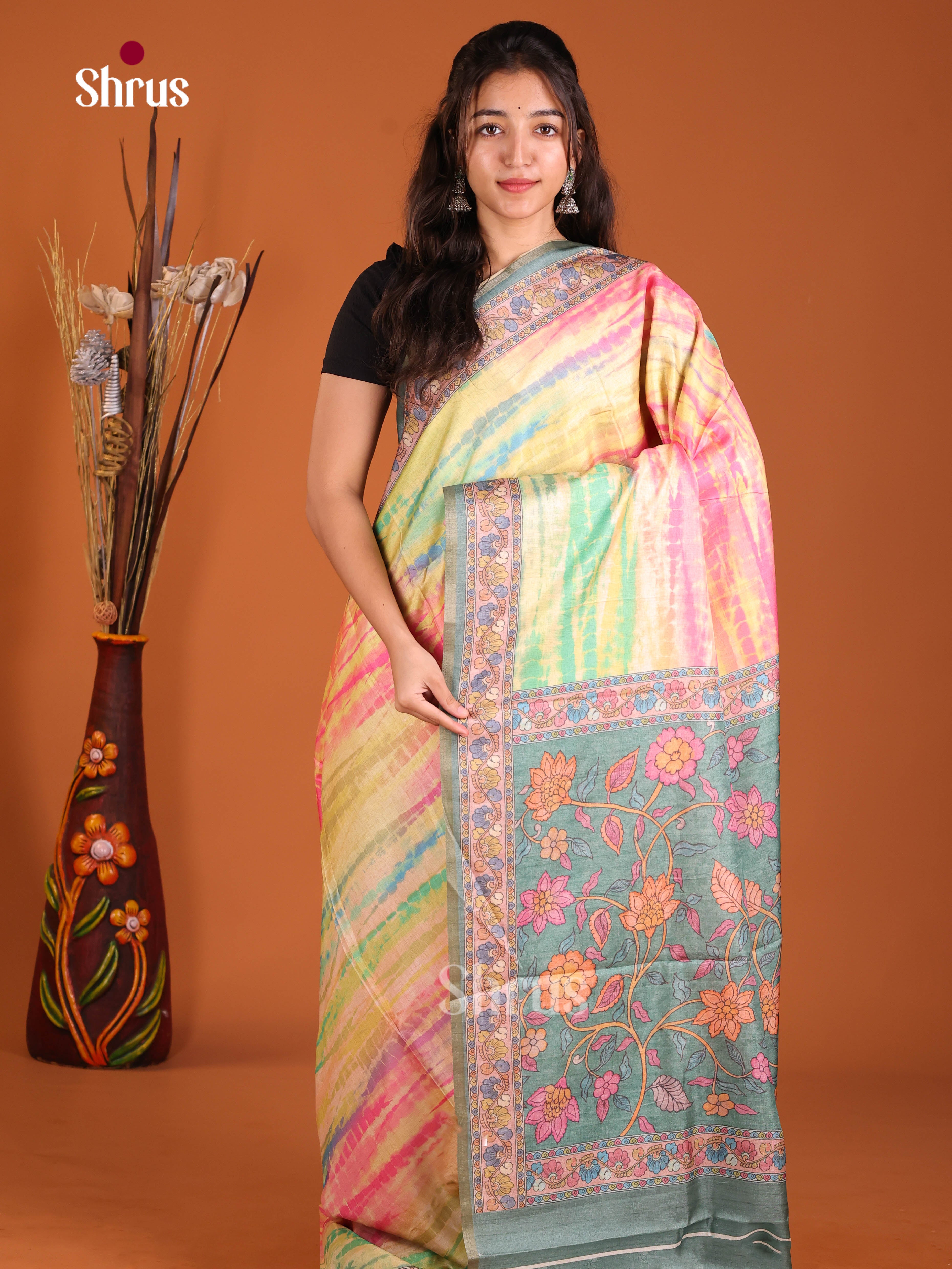 DIS22186 - Semi Maheshwari Print Saree
