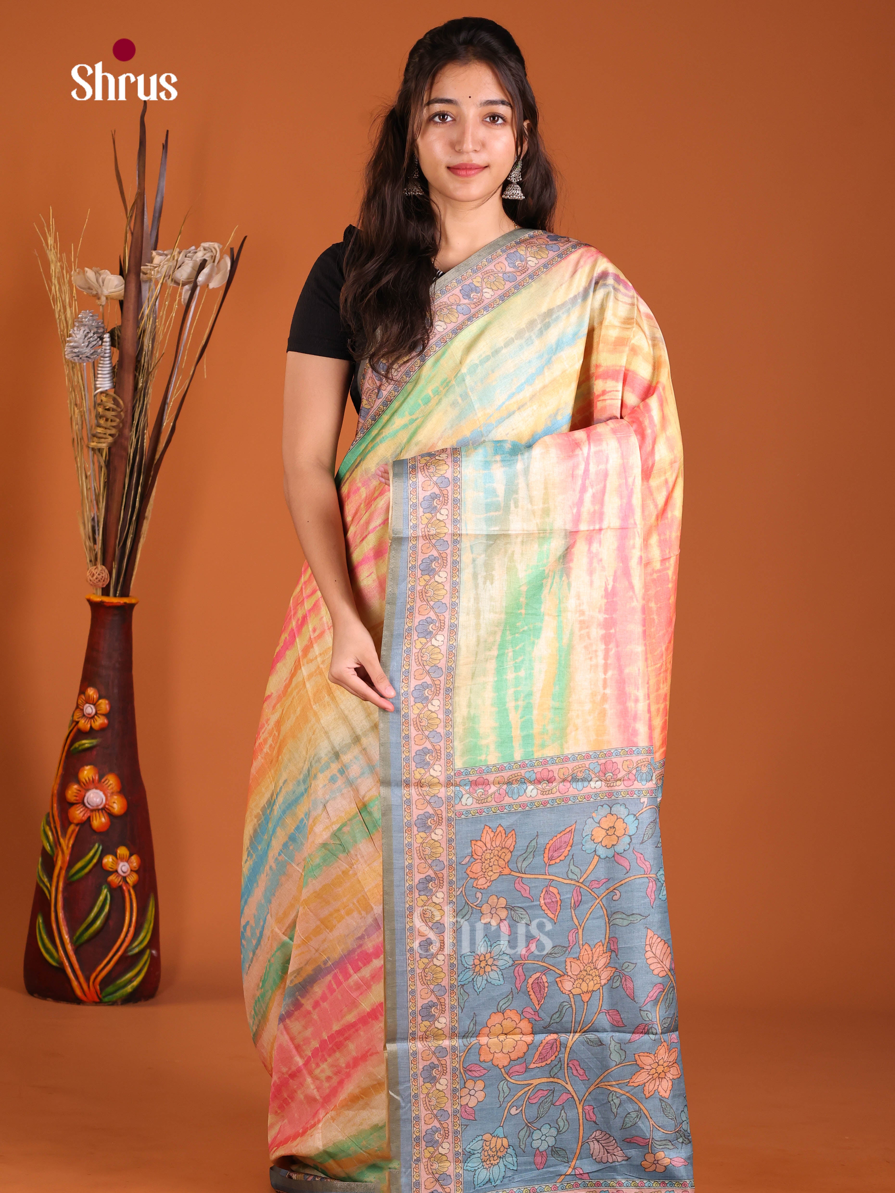 DIS22188 - Semi Maheshwari Print Saree