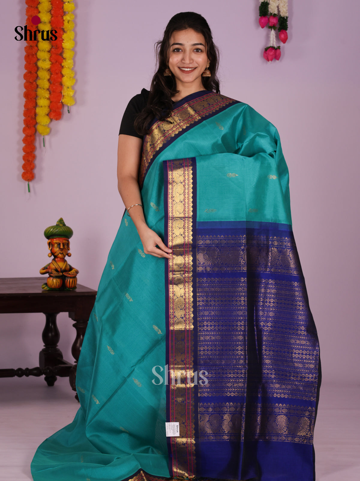 DIS22259 - Silk Cotton Saree - Shop on Shrus.com