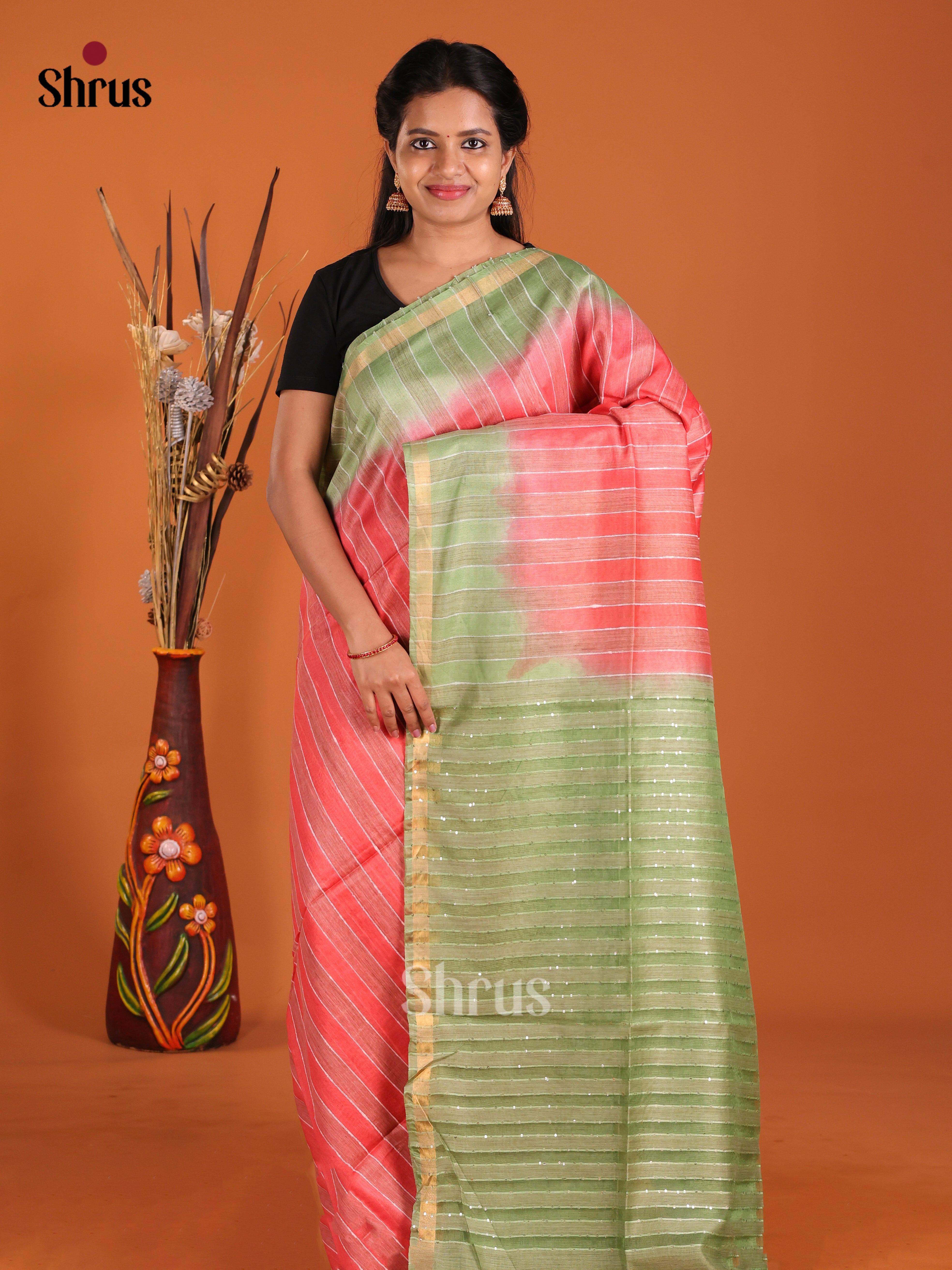 Red & Green - Semi Tussar Saree