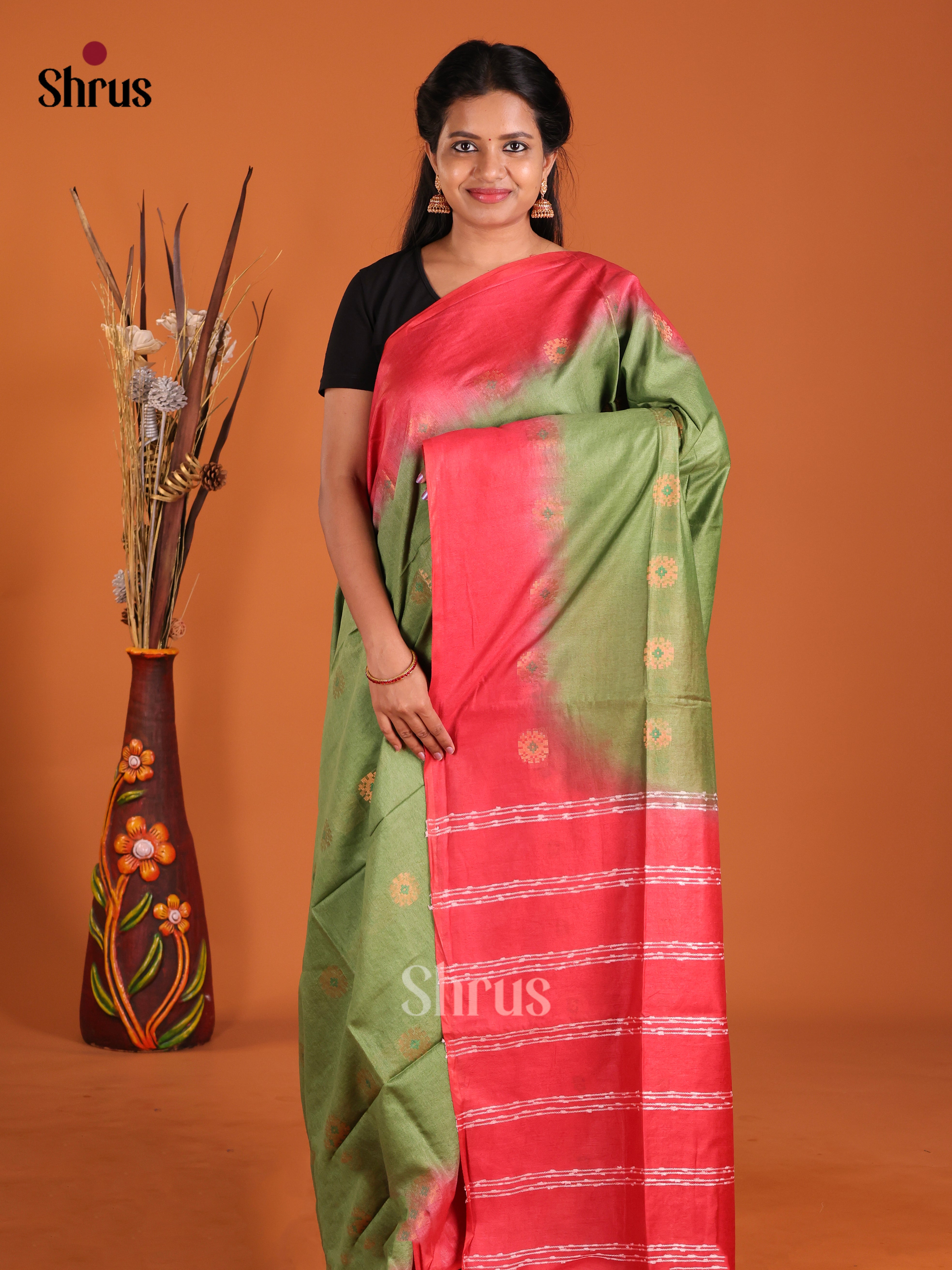 Green & Red- Semi Tussar Saree
