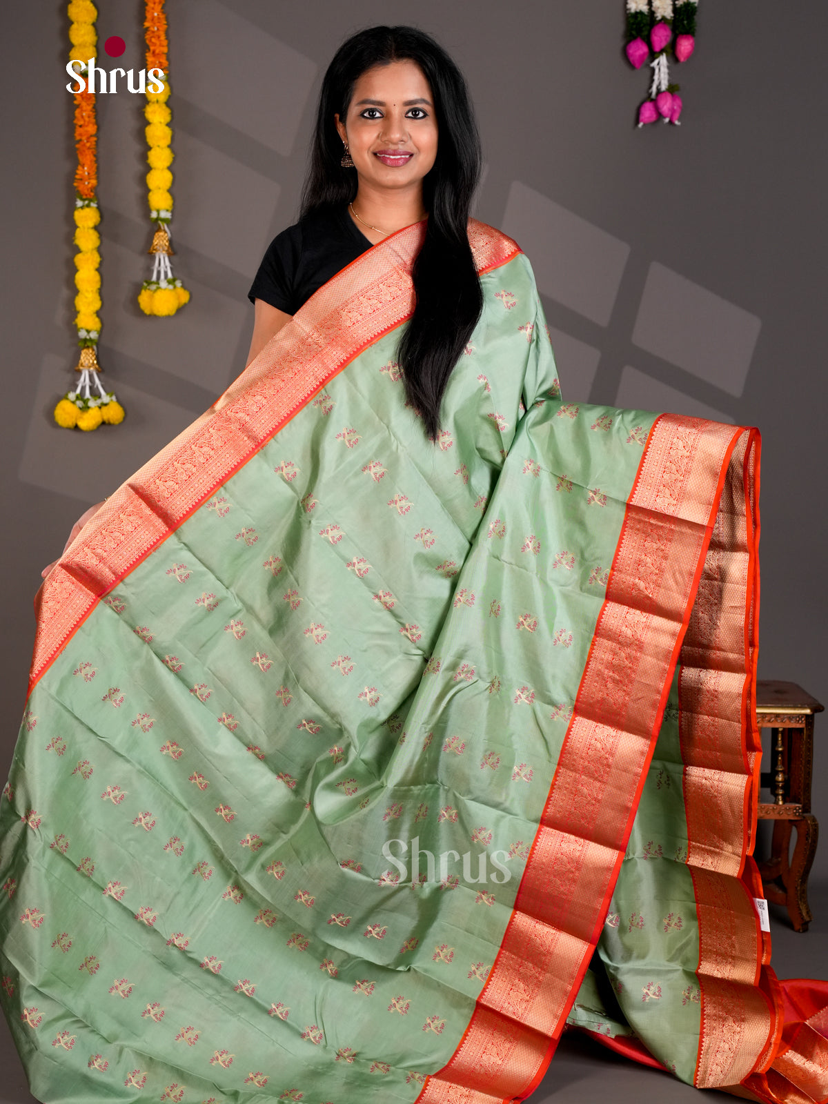 DIS23486 - Kanchipuram silk (HR) Saree - Shop on Shrus.com