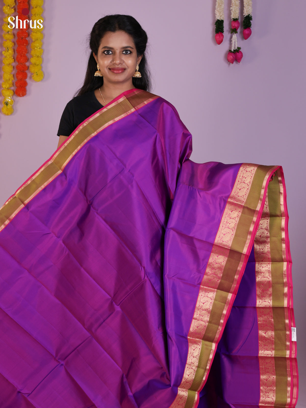 DIS23571 - Kanchipuram silk (HR) Saree - Shop on Shrus.com