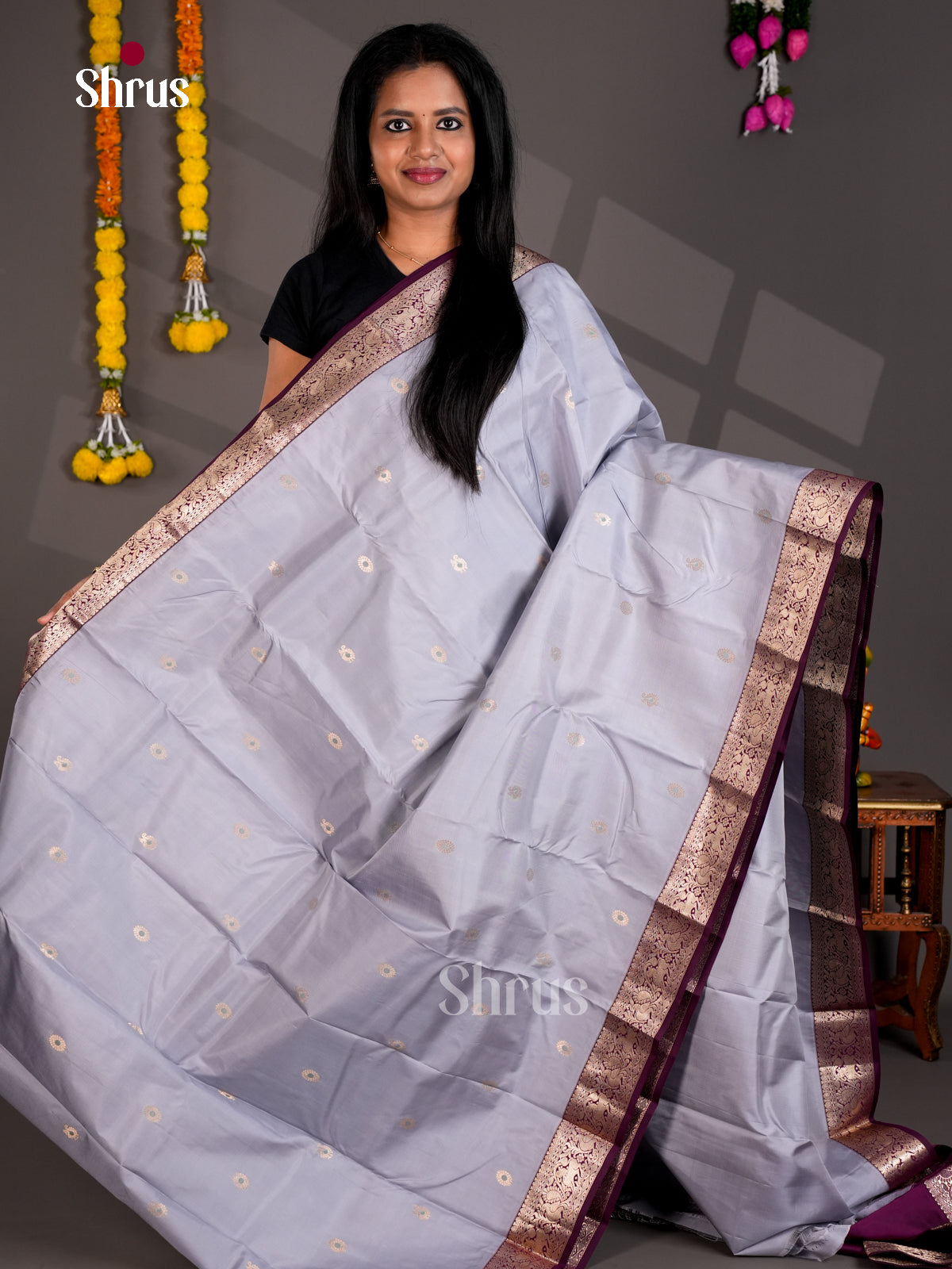 DIS23744 - Kanchipuram silk (HR) Saree - Shop on Shrus.com