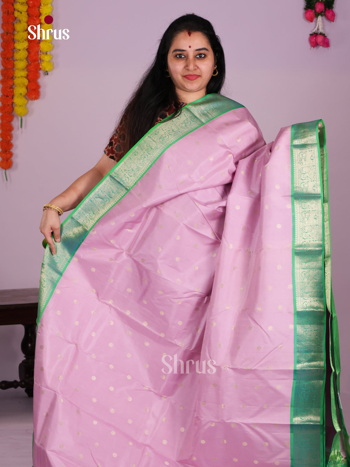 DIS23771 - Kanchipuram silk (HR) Saree - Shop on Shrus.com