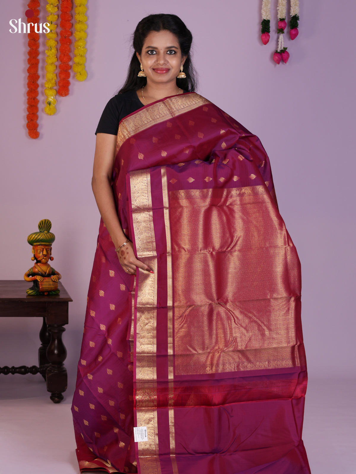 DIS23781 - Kanchipuram silk (HR) Saree - Shop on Shrus.com