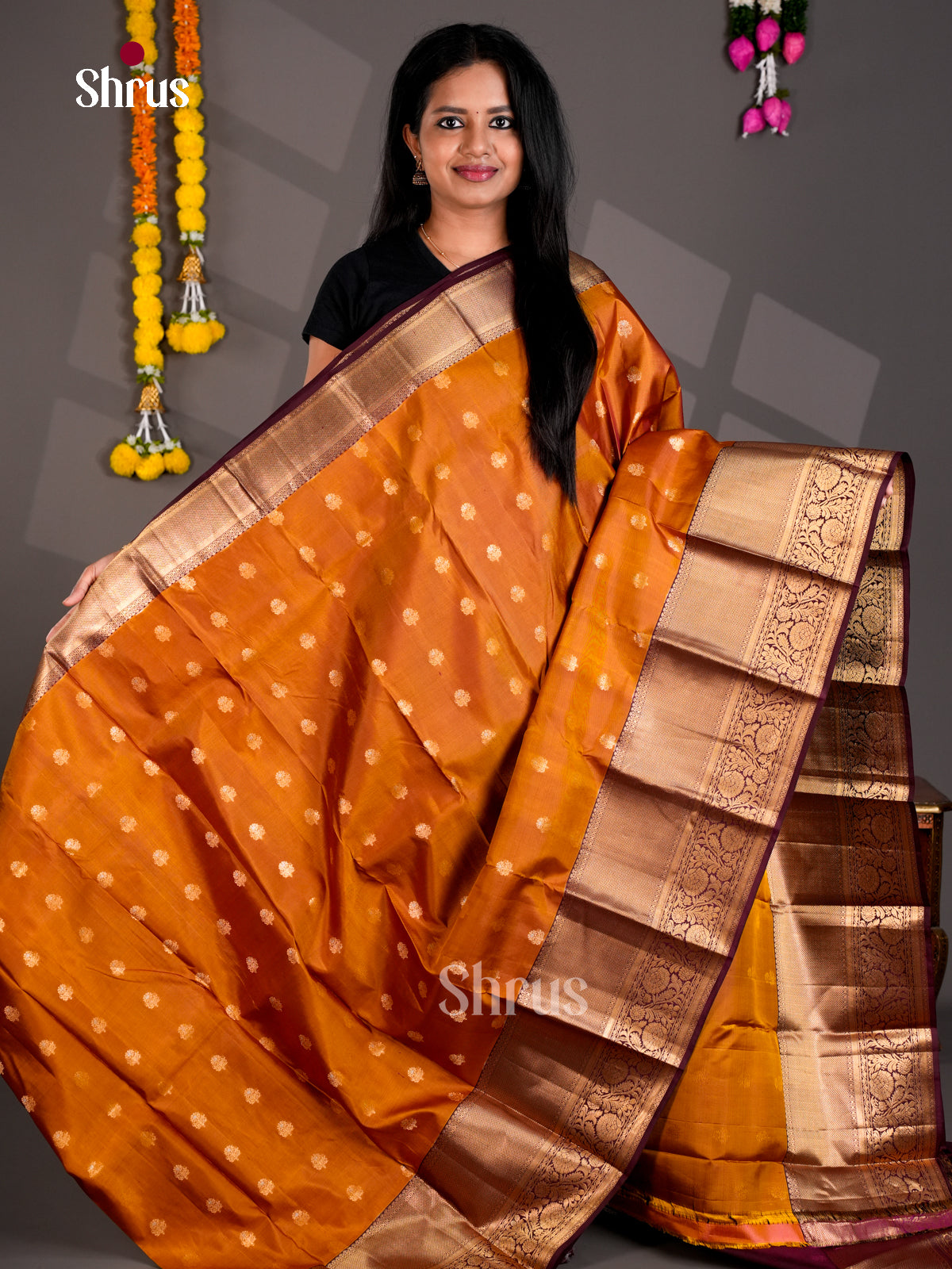 DIS23793 - Kanchipuram silk (HR) Saree - Shop on Shrus.com