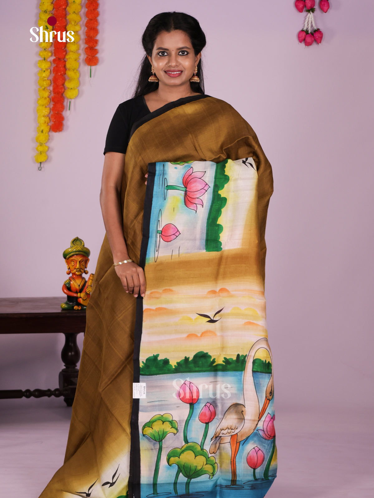 DIS24087 - Tussar Saree - Shop on Shrus.com