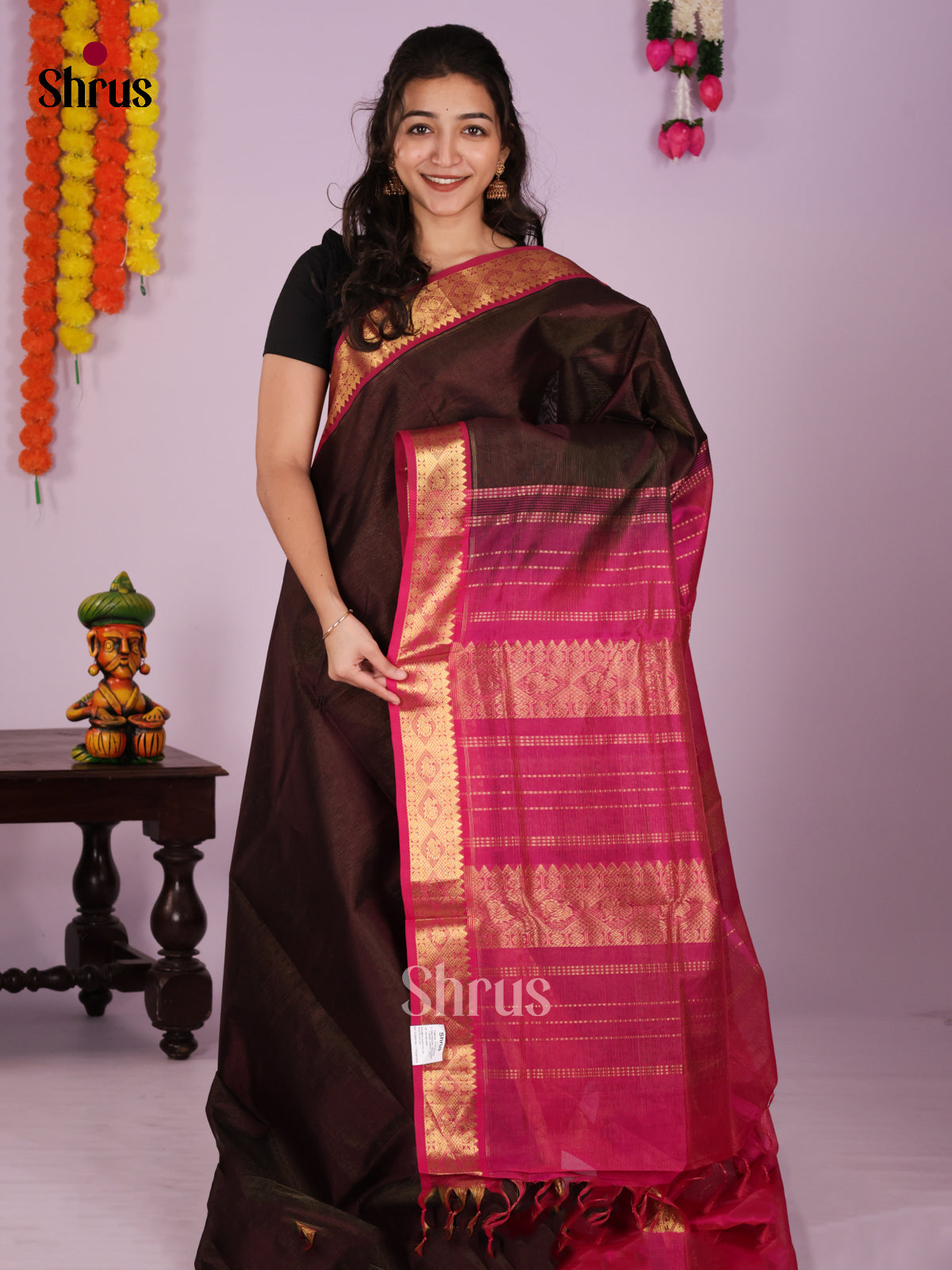 DIS24197 - Silk Cotton Saree - Shop on Shrus.com