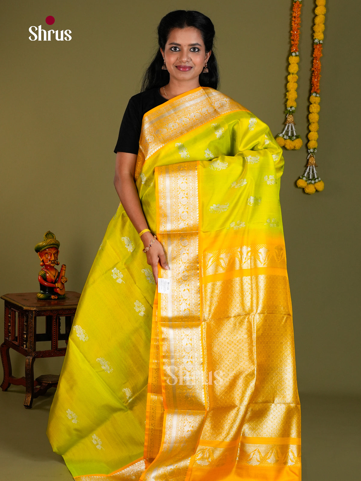 DIS24305 - Venkatagiri silk Saree - Shop on Shrus.com