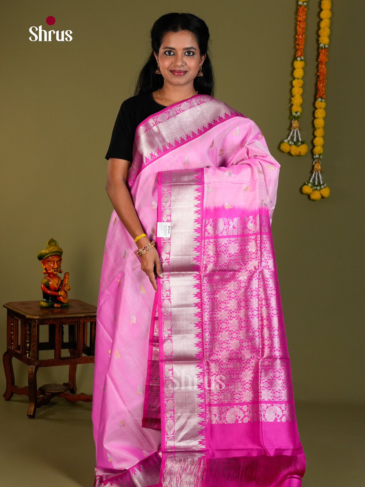 DIS24309 - Venkatagiri silk Saree - Shop on Shrus.com