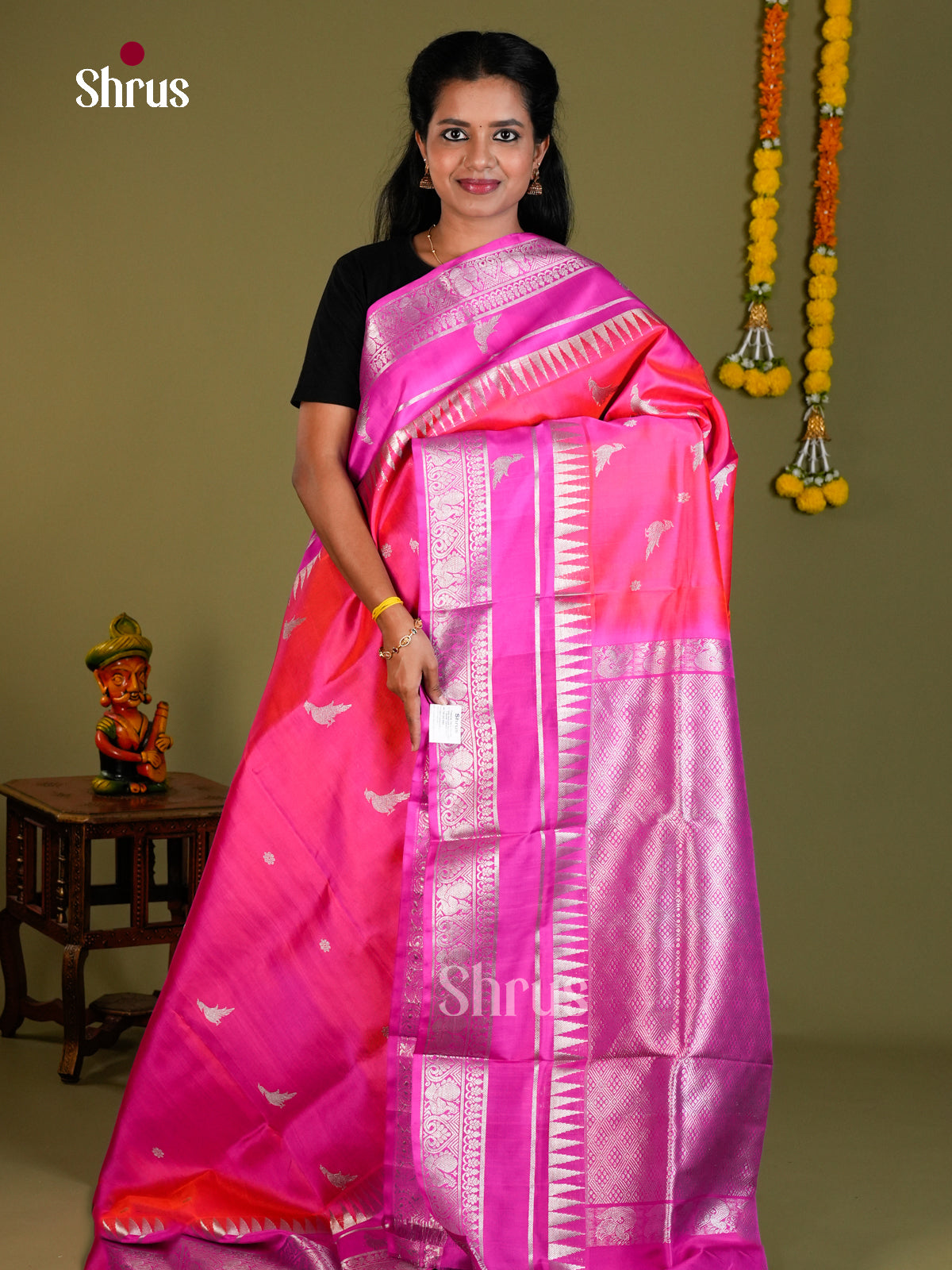 DIS24322 - Venkatagiri silk Saree - Shop on Shrus.com