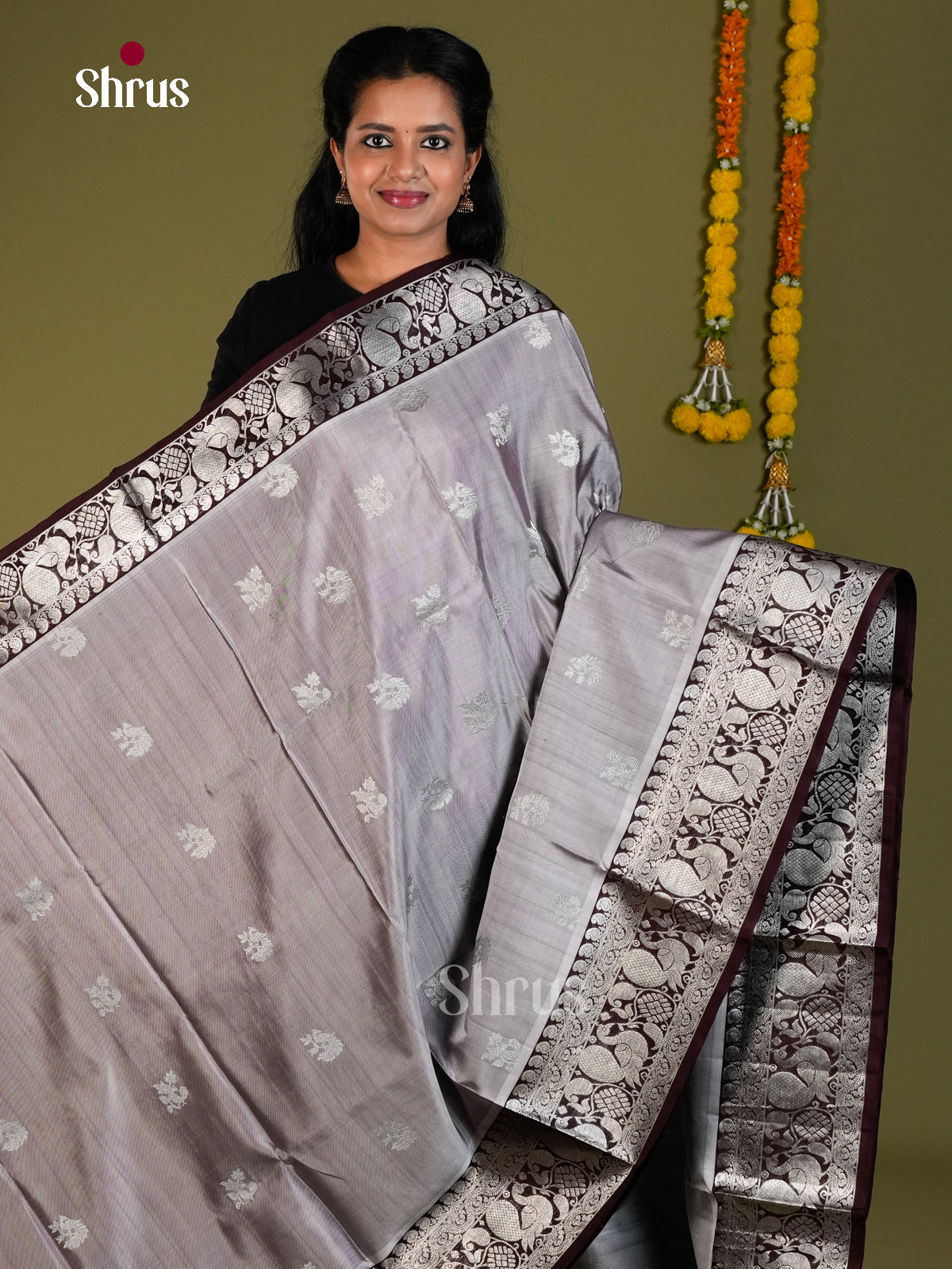 DIS24323 - Venkatagiri silk Saree - Shop on Shrus.com