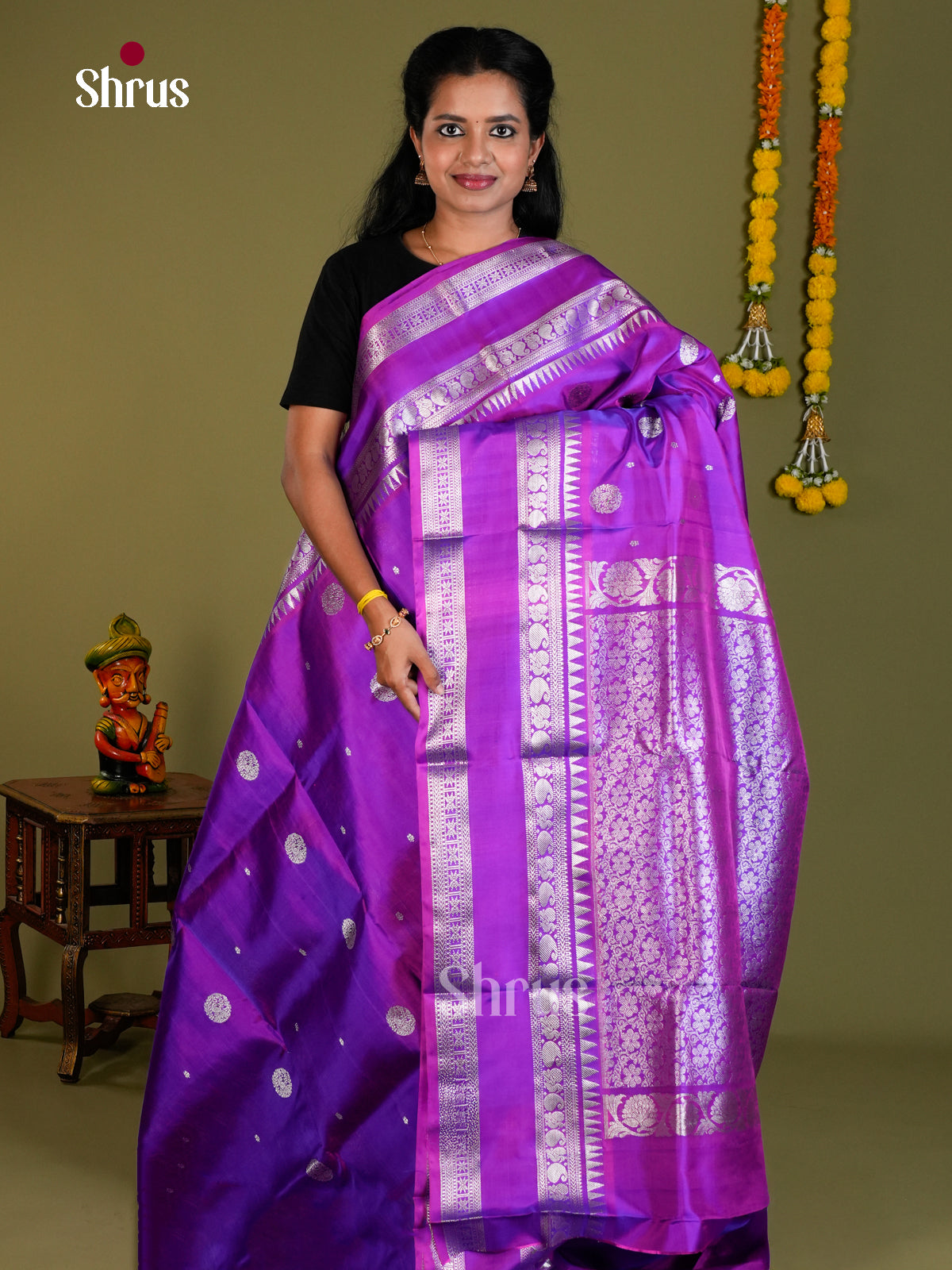 DIS24329 - Venkatagiri silk Saree - Shop on Shrus.com