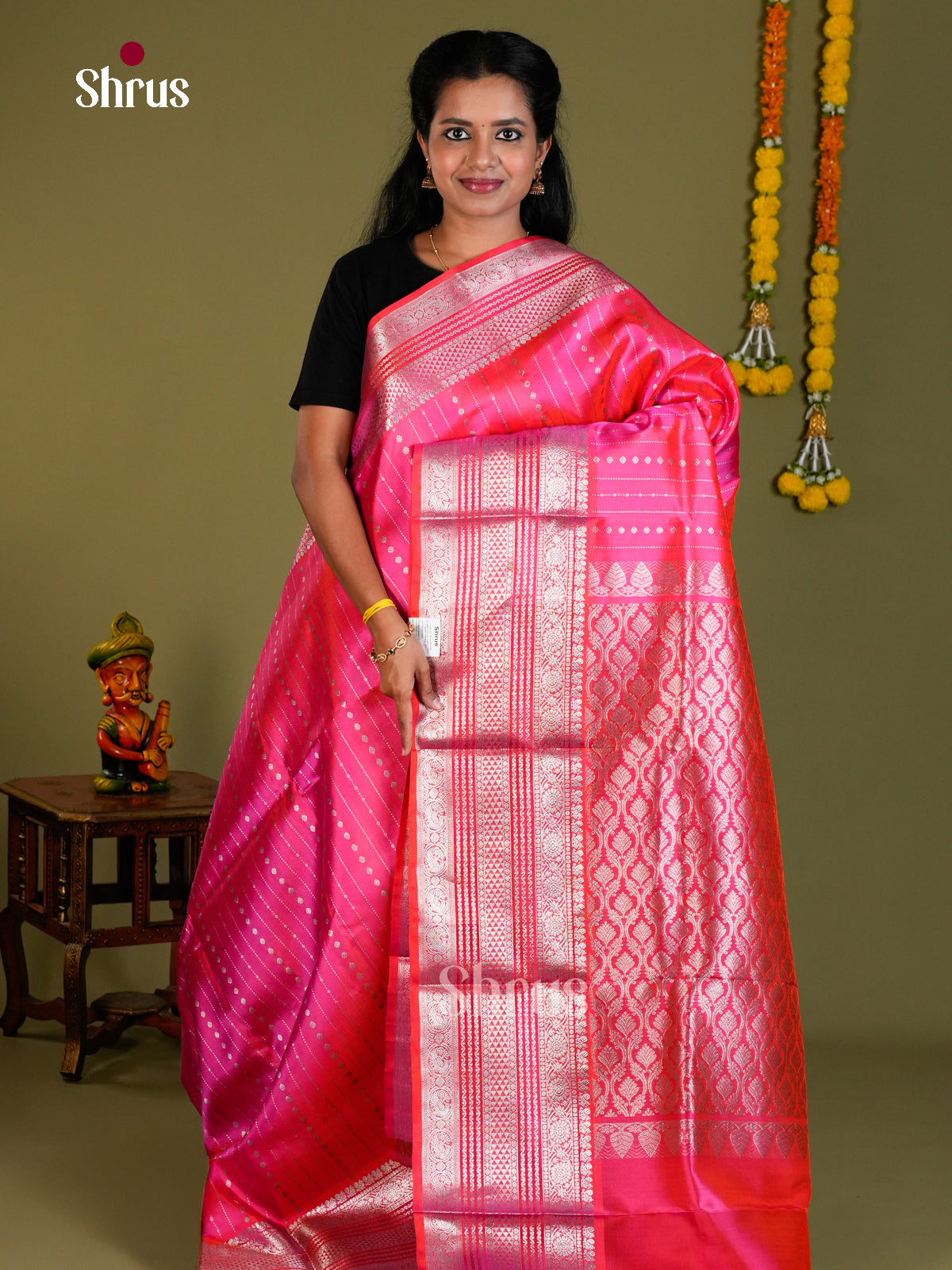 DIS24333 - Venkatagiri silk Saree - Shop on Shrus.com