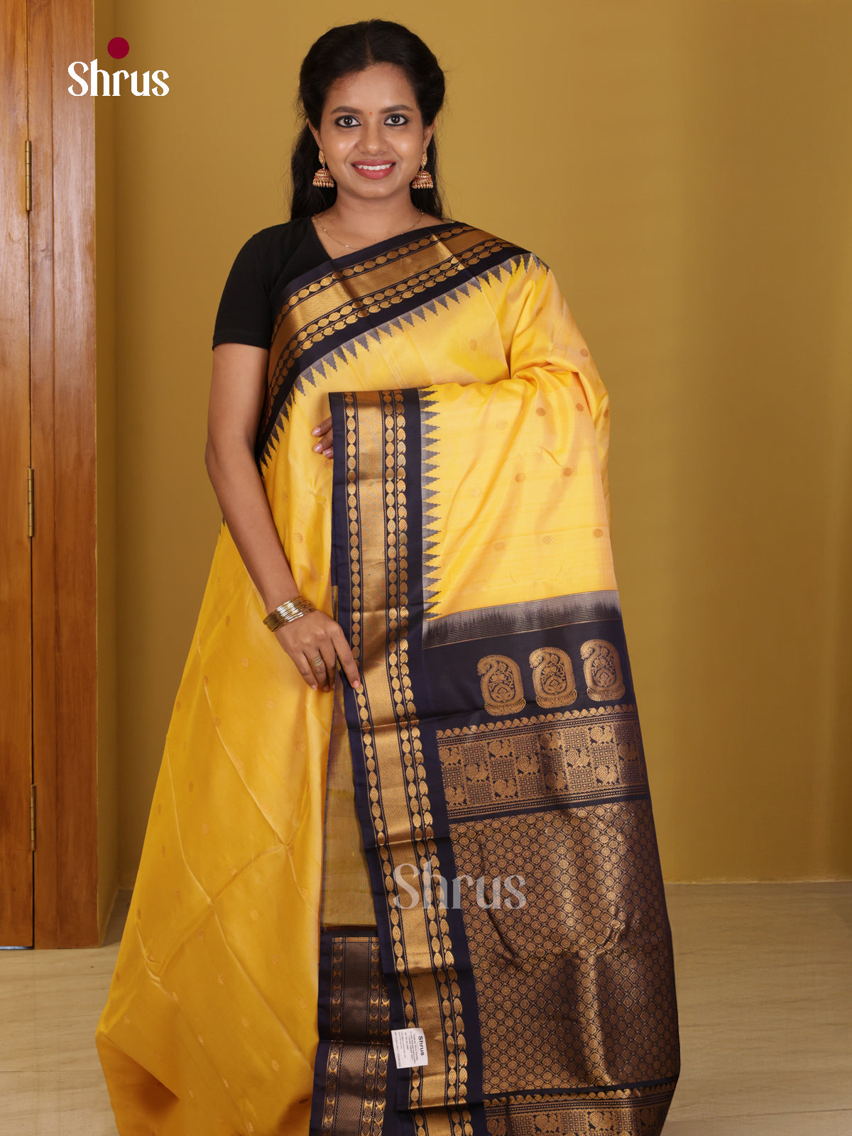 DIS24697 - Gadwal silk Saree - Shop on Shrus.com
