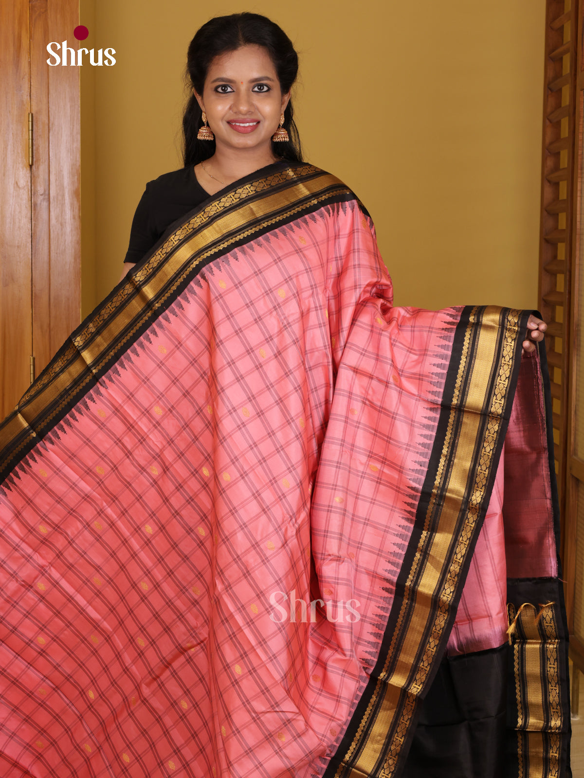 DIS24698 - Gadwal silk Saree